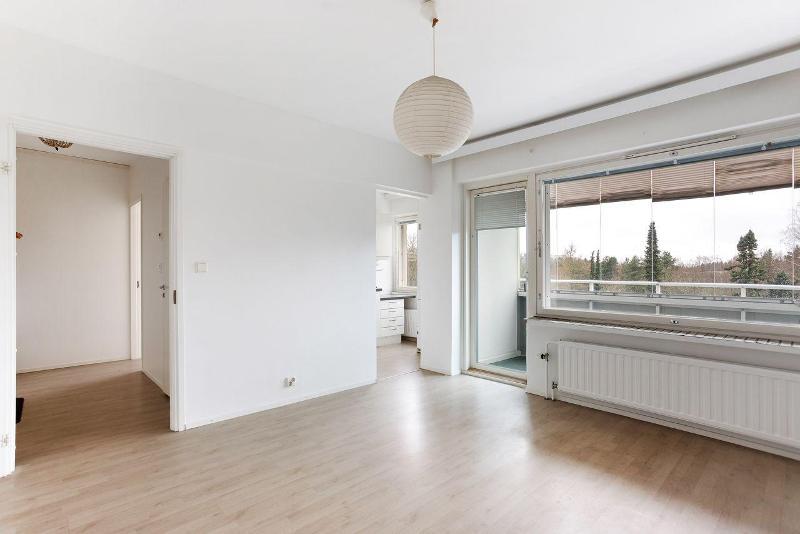 Arhotie 19, Vartiokylä, Helsinki