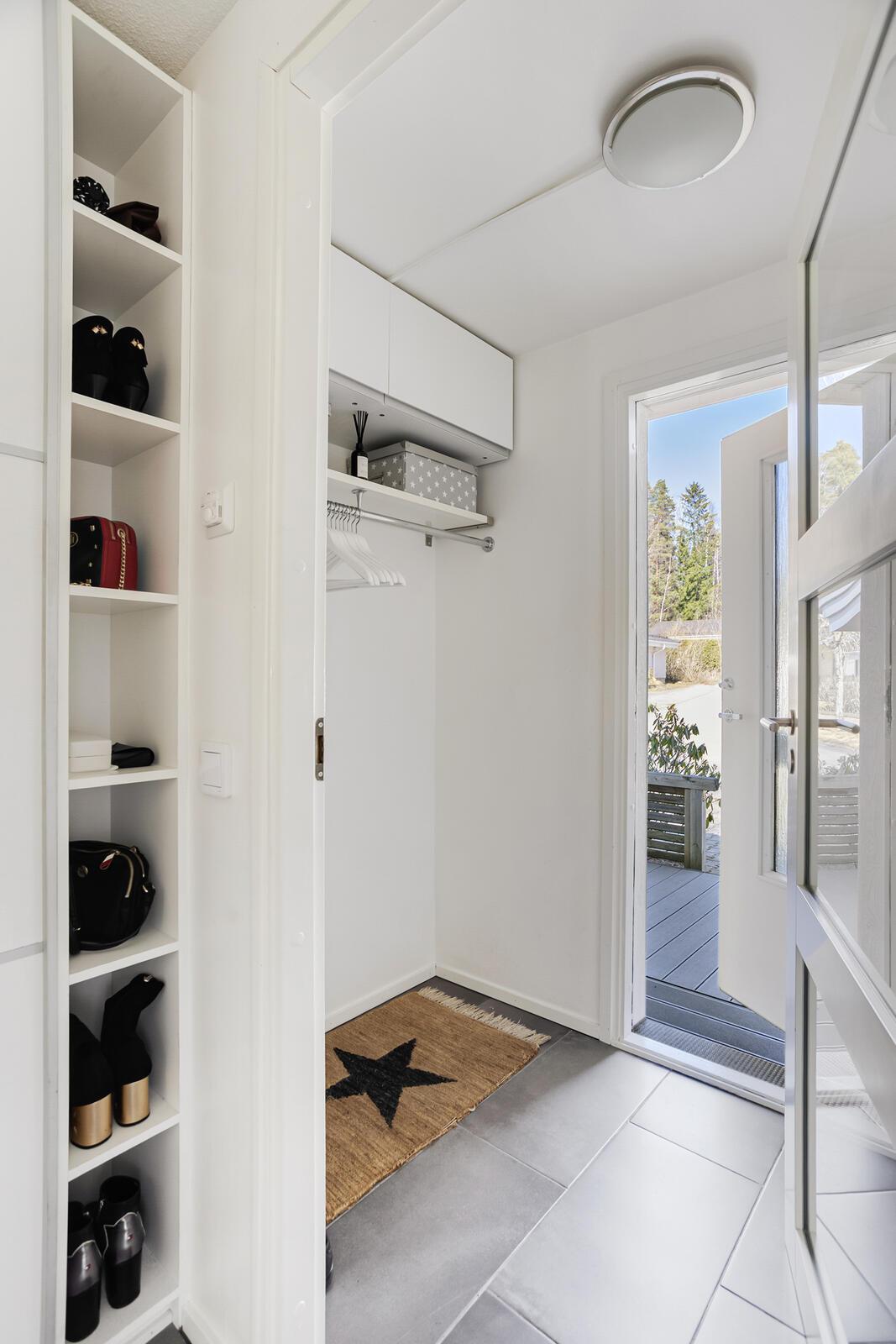 Nygrannaksentie 1, Mankkaa, Espoo