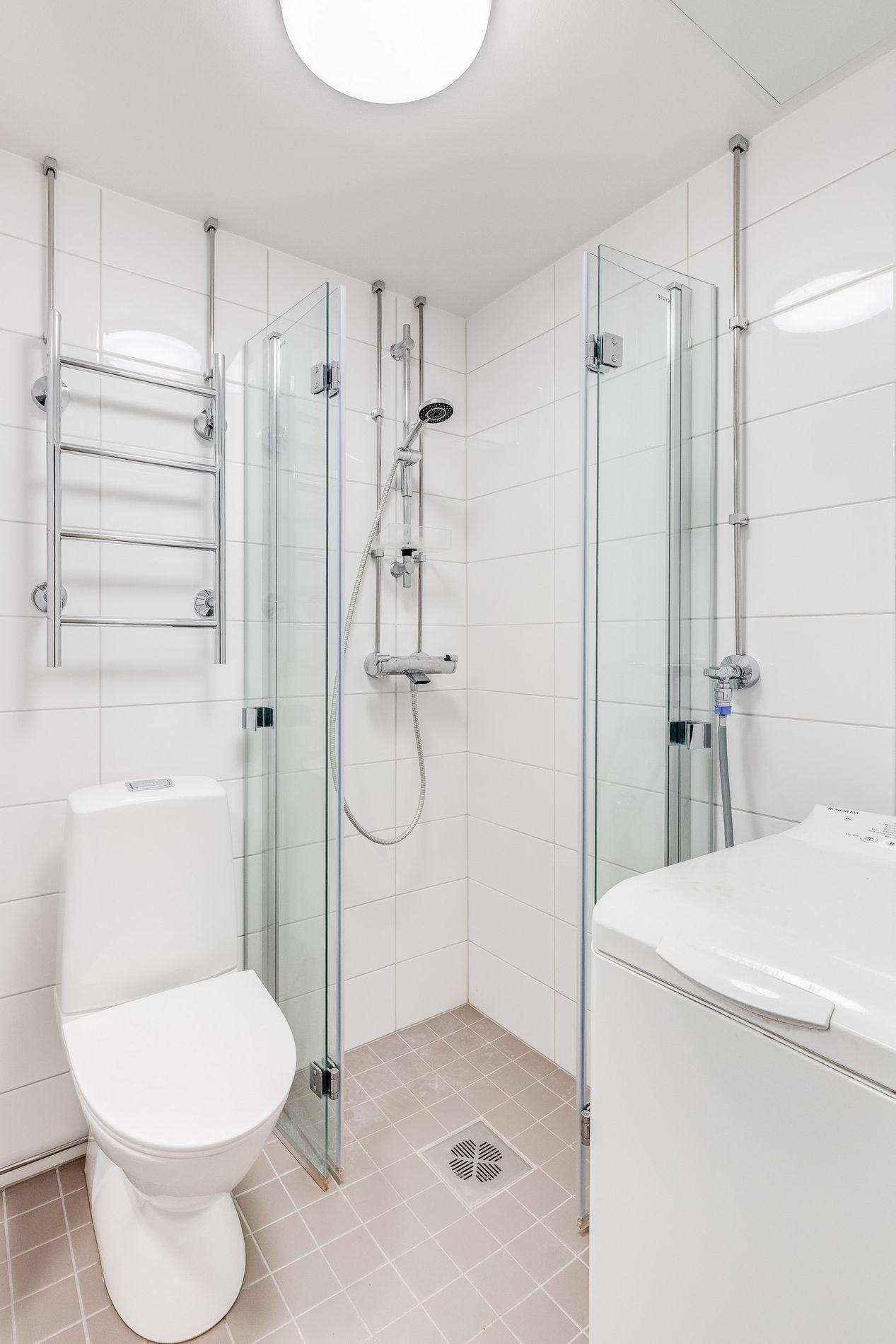 Osuuskunnantie 33, Länsi-Pakila, Helsinki