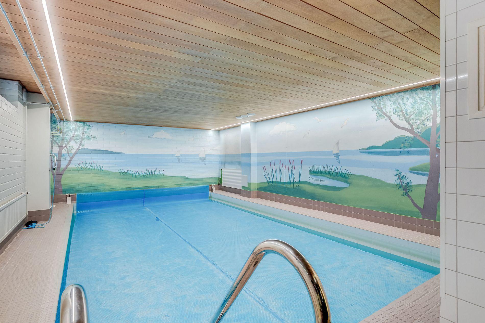 Osuuskunnantie 33, Länsi-Pakila, Helsinki