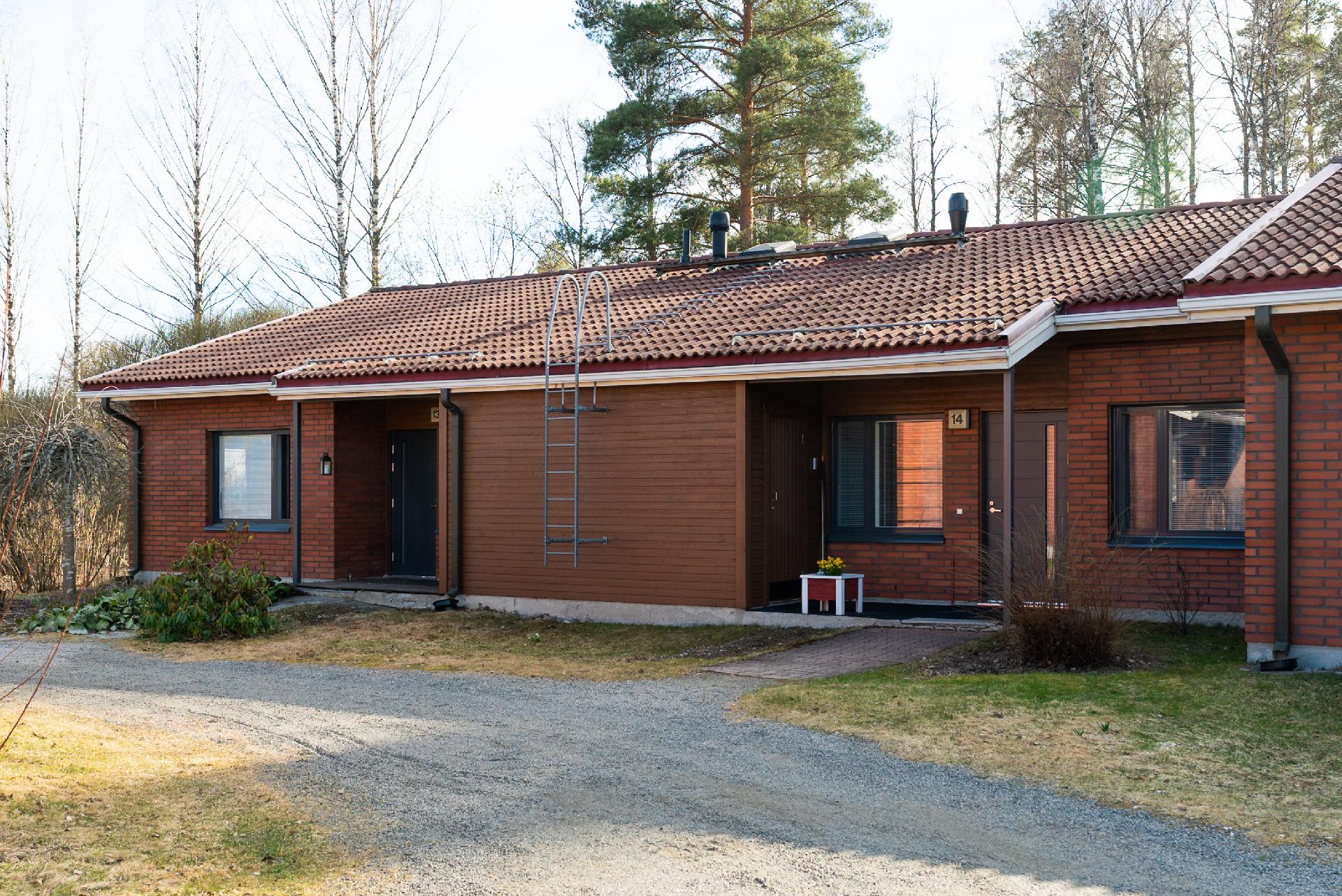 Sirkanpolku 2-4, Jyskä, Jyväskylä