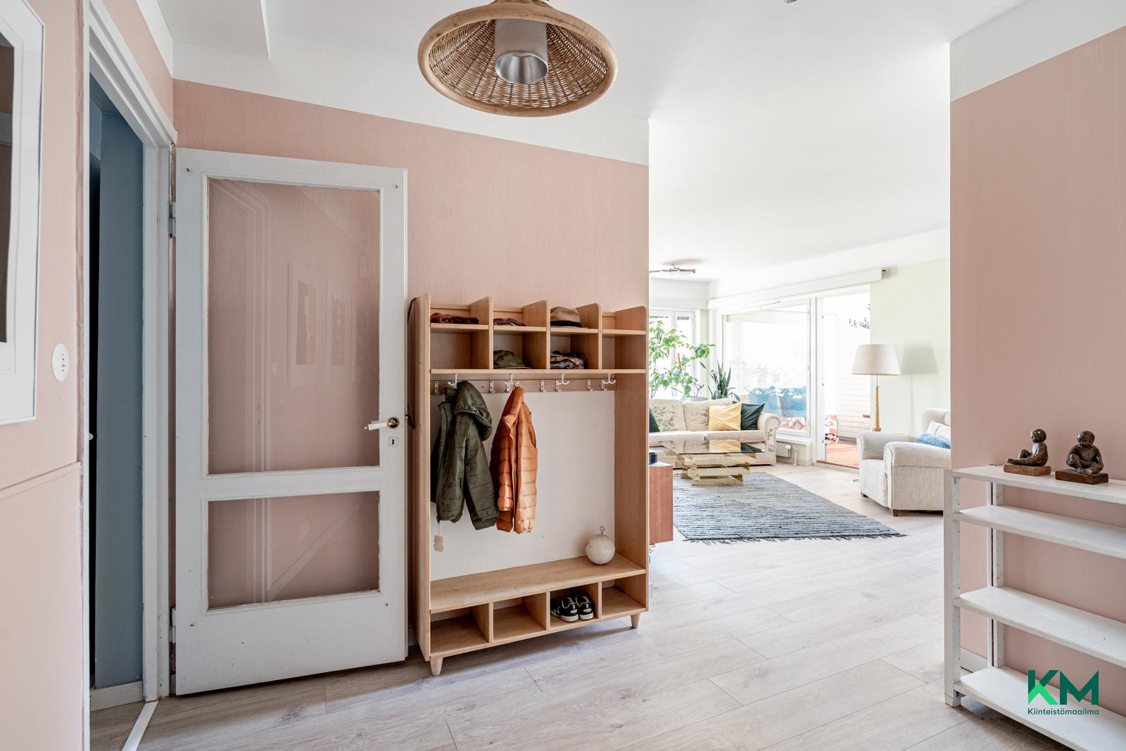 Klaavuntie 14, Puotila, Helsinki