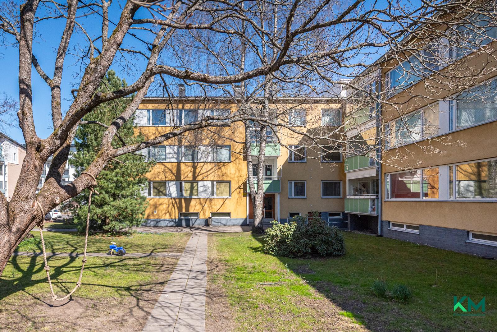 Klaavuntie 14, Puotila, Helsinki