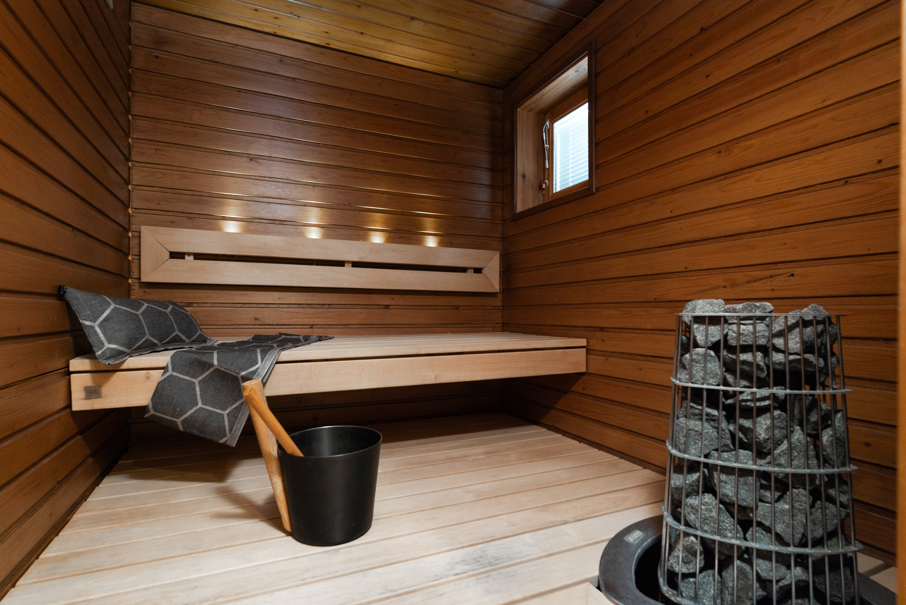 Tunnelmallinen sauna