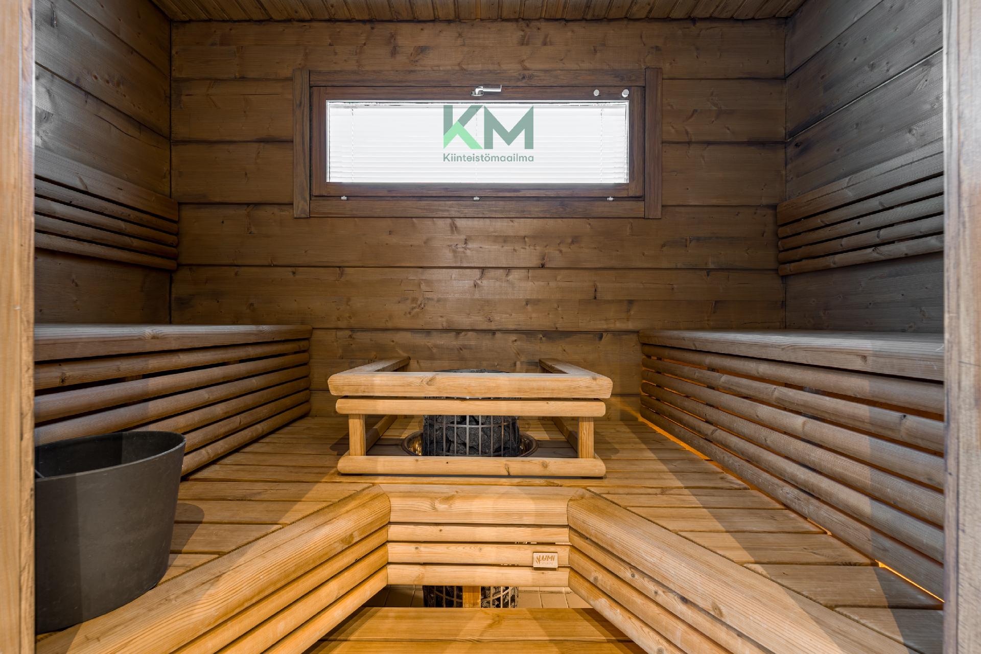 Kiljusenkalliontie 21, Tahkovuori, Kuopio