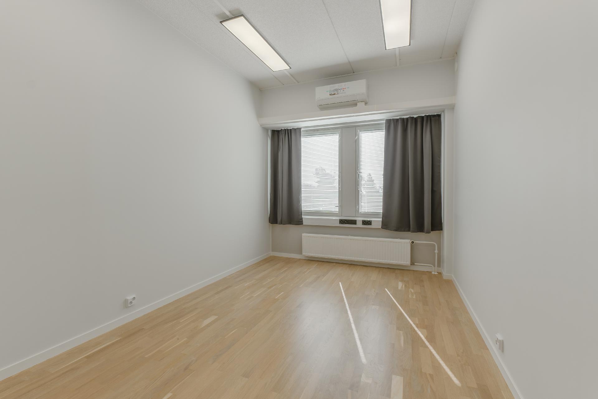 Jokaisessa huoneessa on jäähdytys