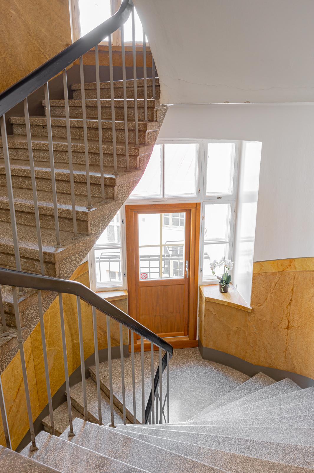 Neitsytpolku 9, Ullanlinna, Helsinki