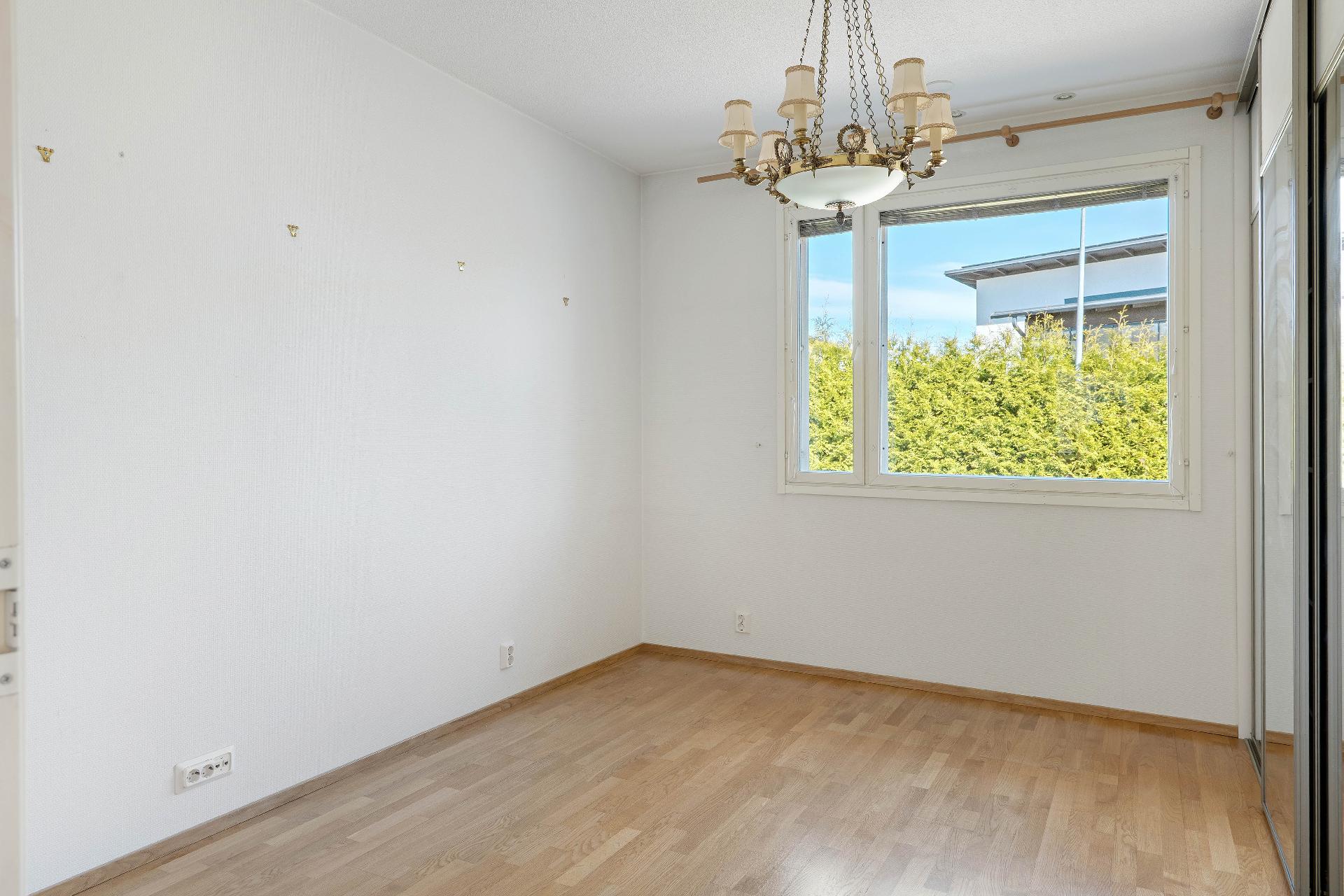 Vehkasyrjä 1, Mankkaa, Espoo