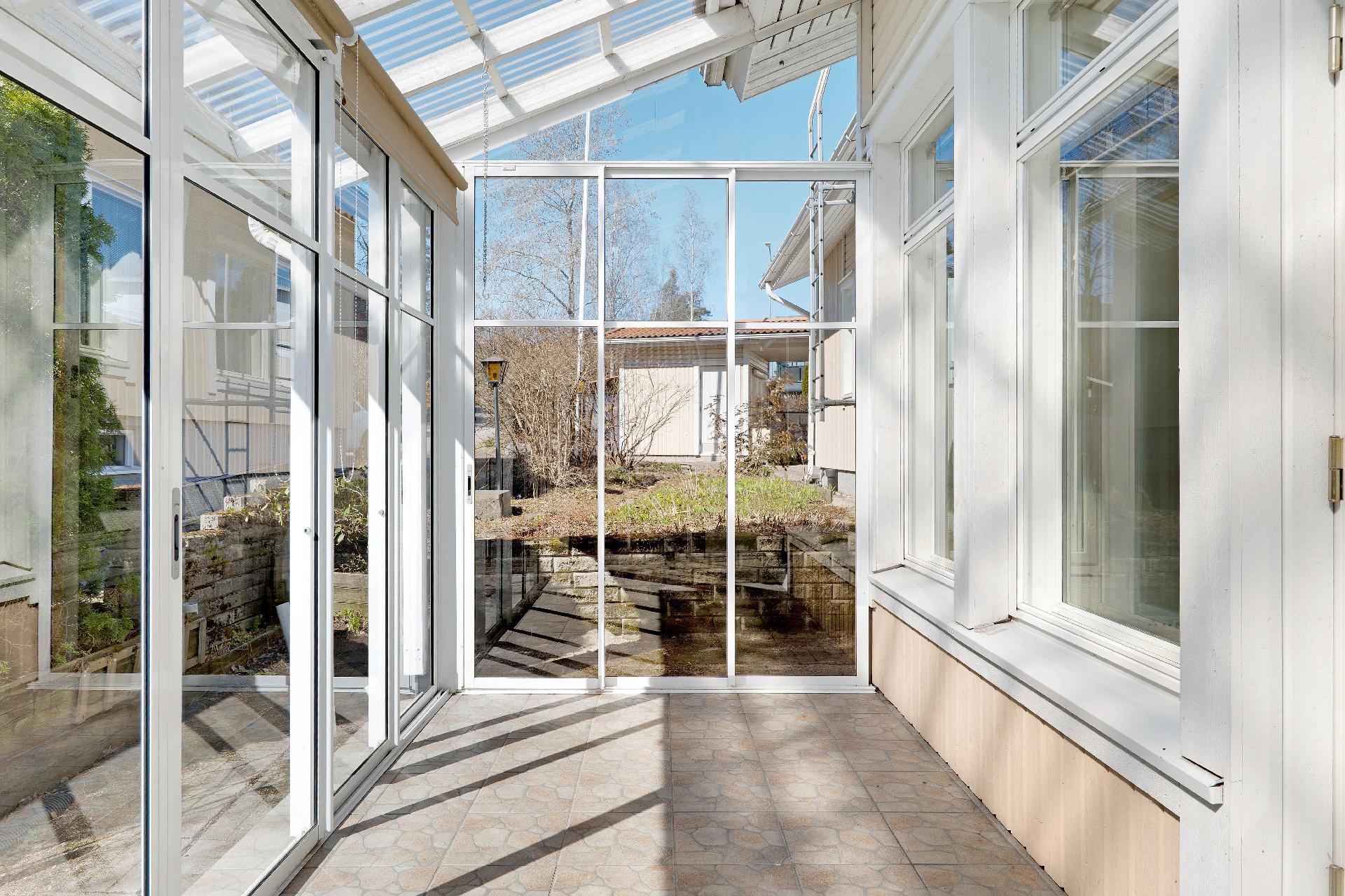 Vehkasyrjä 1, Mankkaa, Espoo