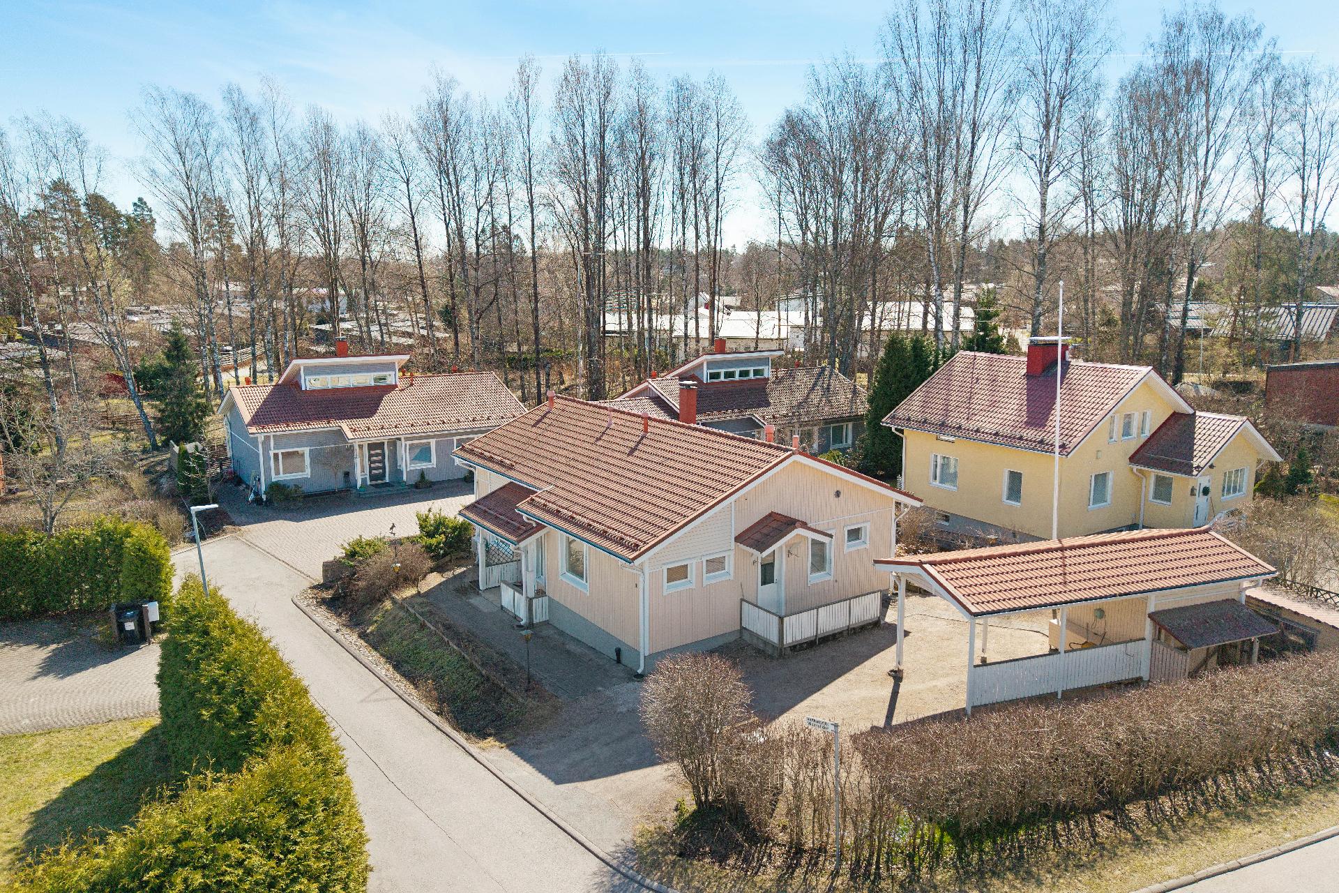 Vehkasyrjä 1, Mankkaa, Espoo