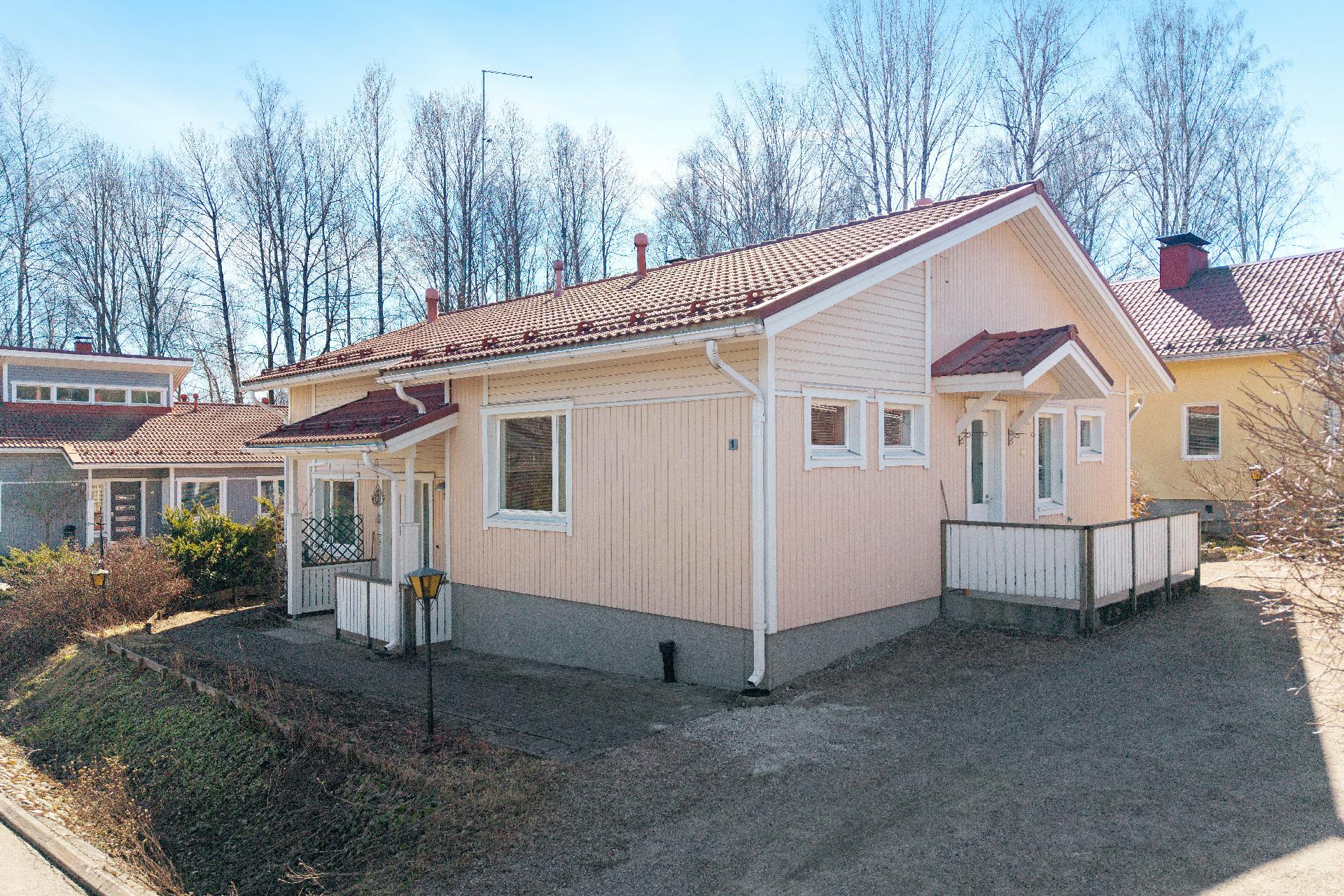 Vehkasyrjä 1, Mankkaa, Espoo