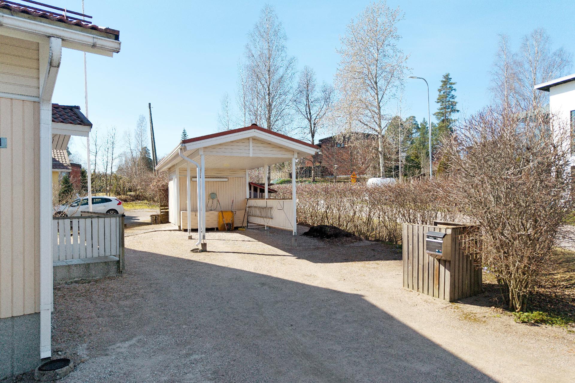 Vehkasyrjä 1, Mankkaa, Espoo