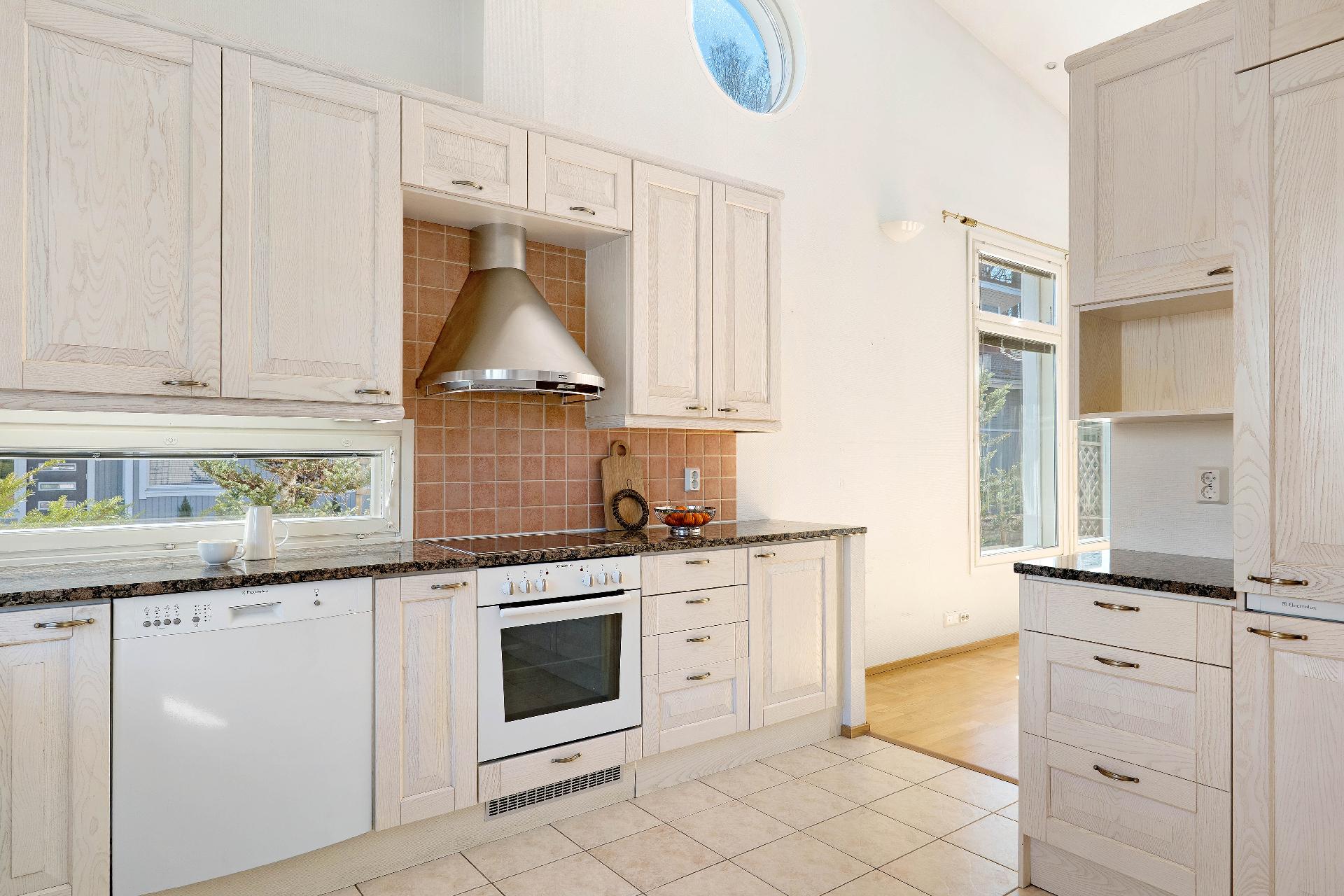 Vehkasyrjä 1, Mankkaa, Espoo