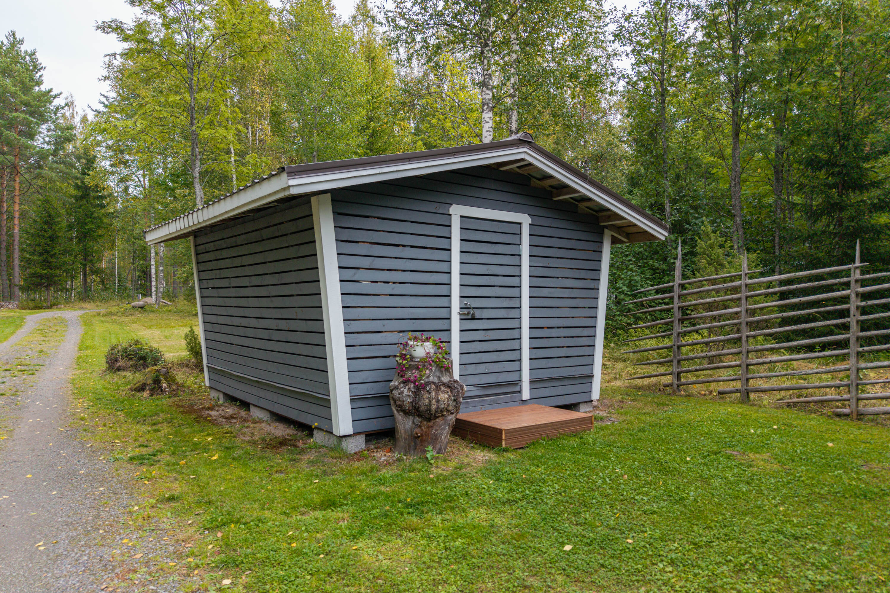 Koipiniementie 520, Rautalampi