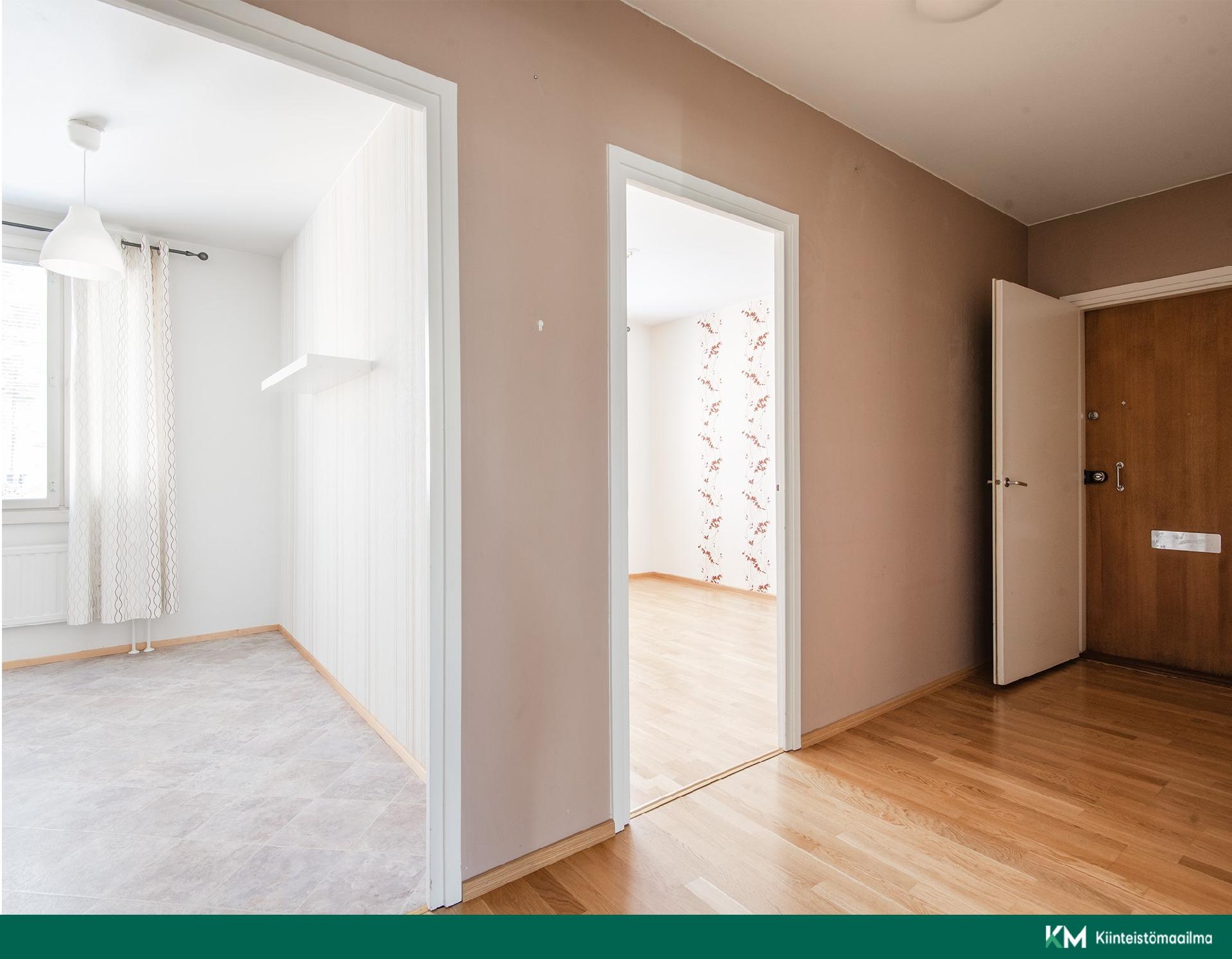 eteisestä/keittiö/makuuhuone