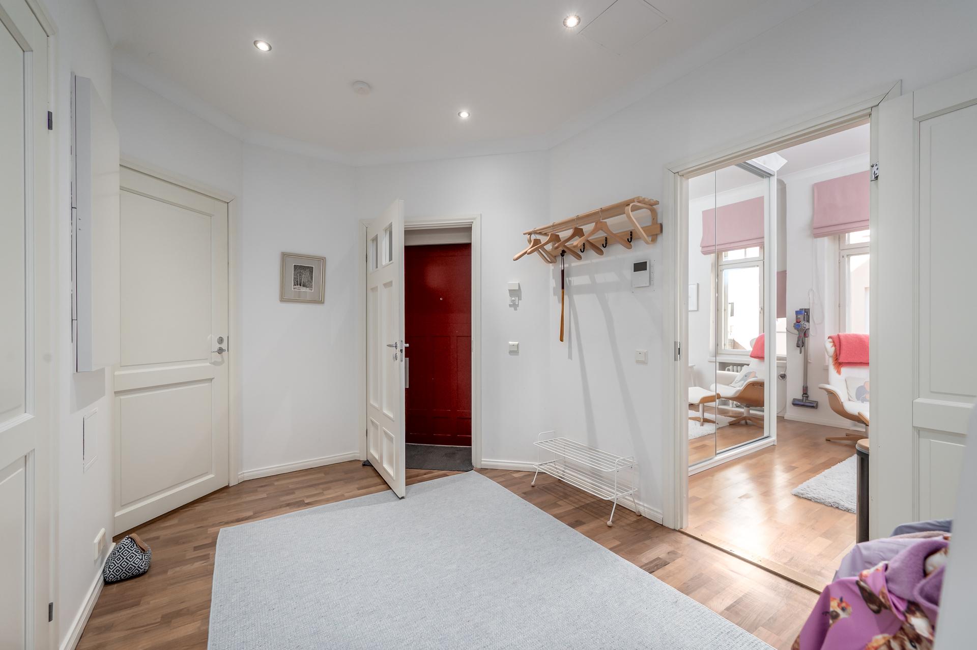 Korkeavuorenkatu 31-33, Kaartinkaupunki, Helsinki