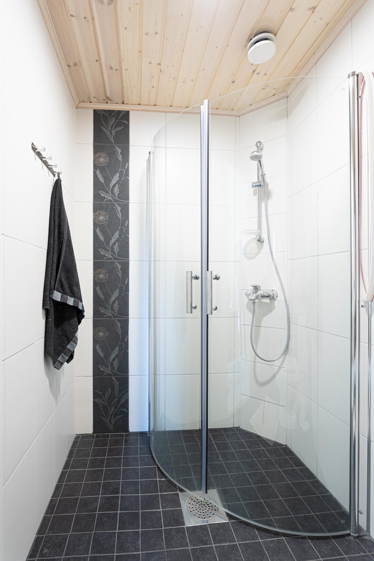 Joensuuntie 286B, Tuusniemi