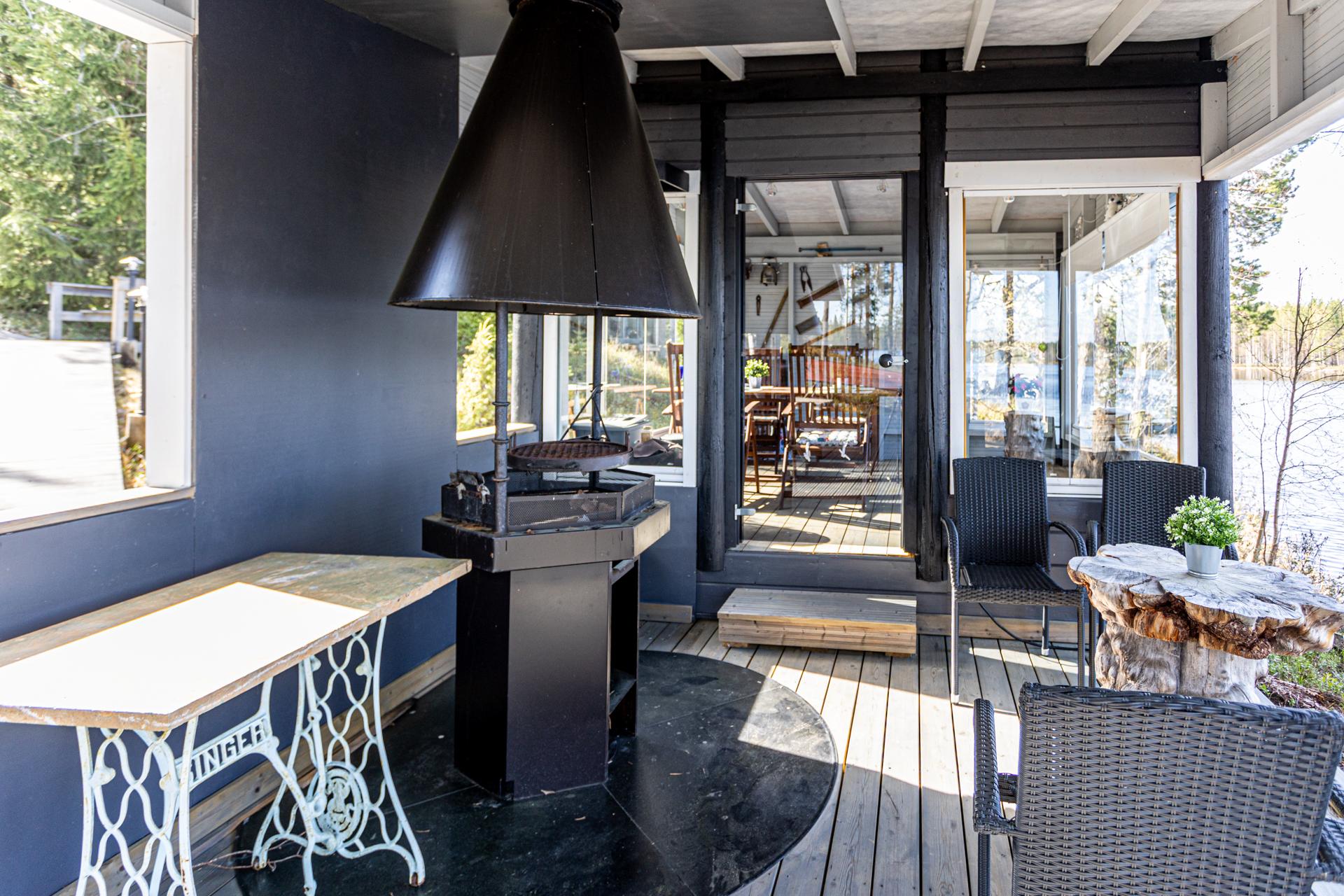 Joensuuntie 286B, Tuusniemi