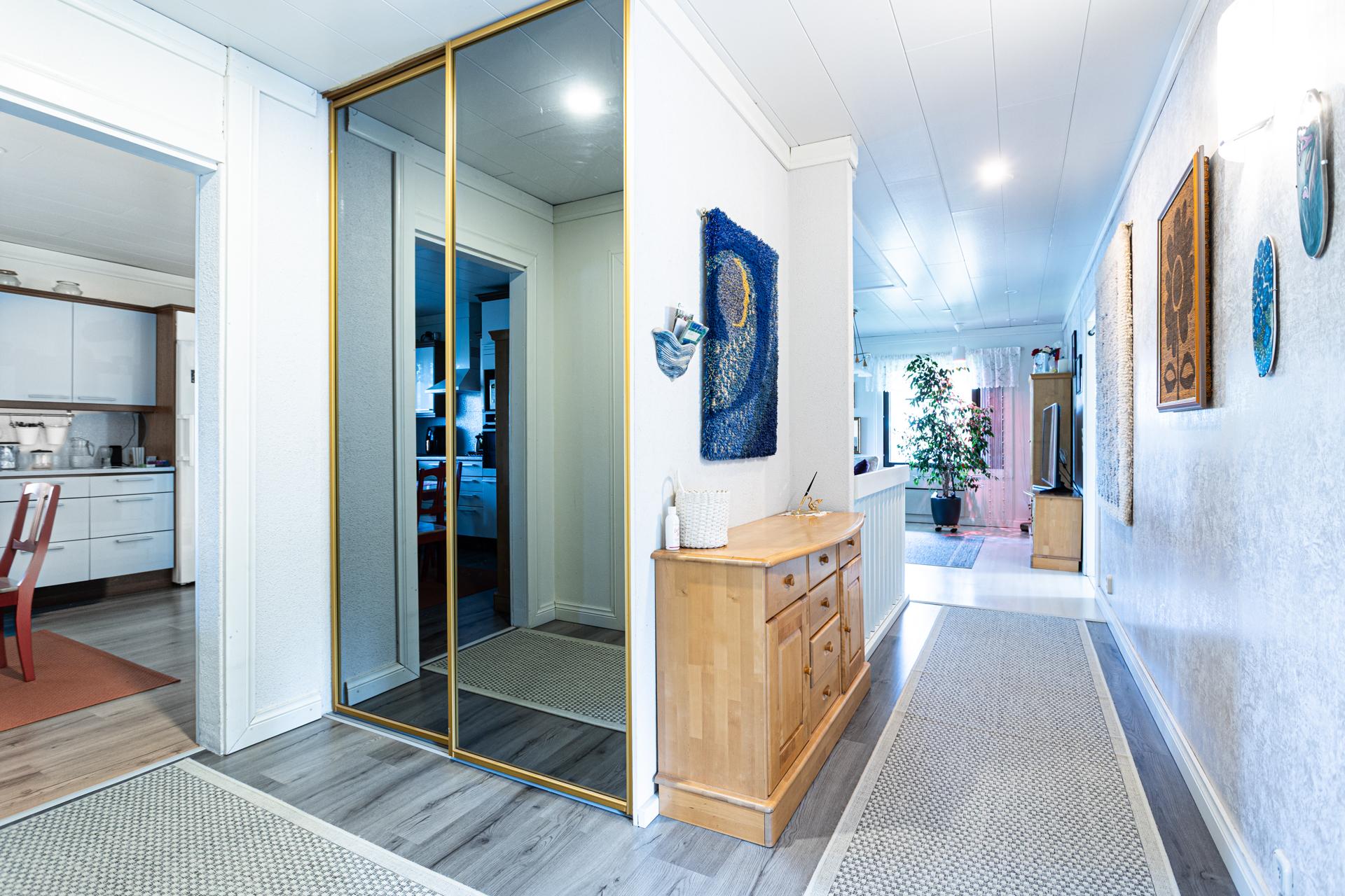 Joensuuntie 286B, Tuusniemi