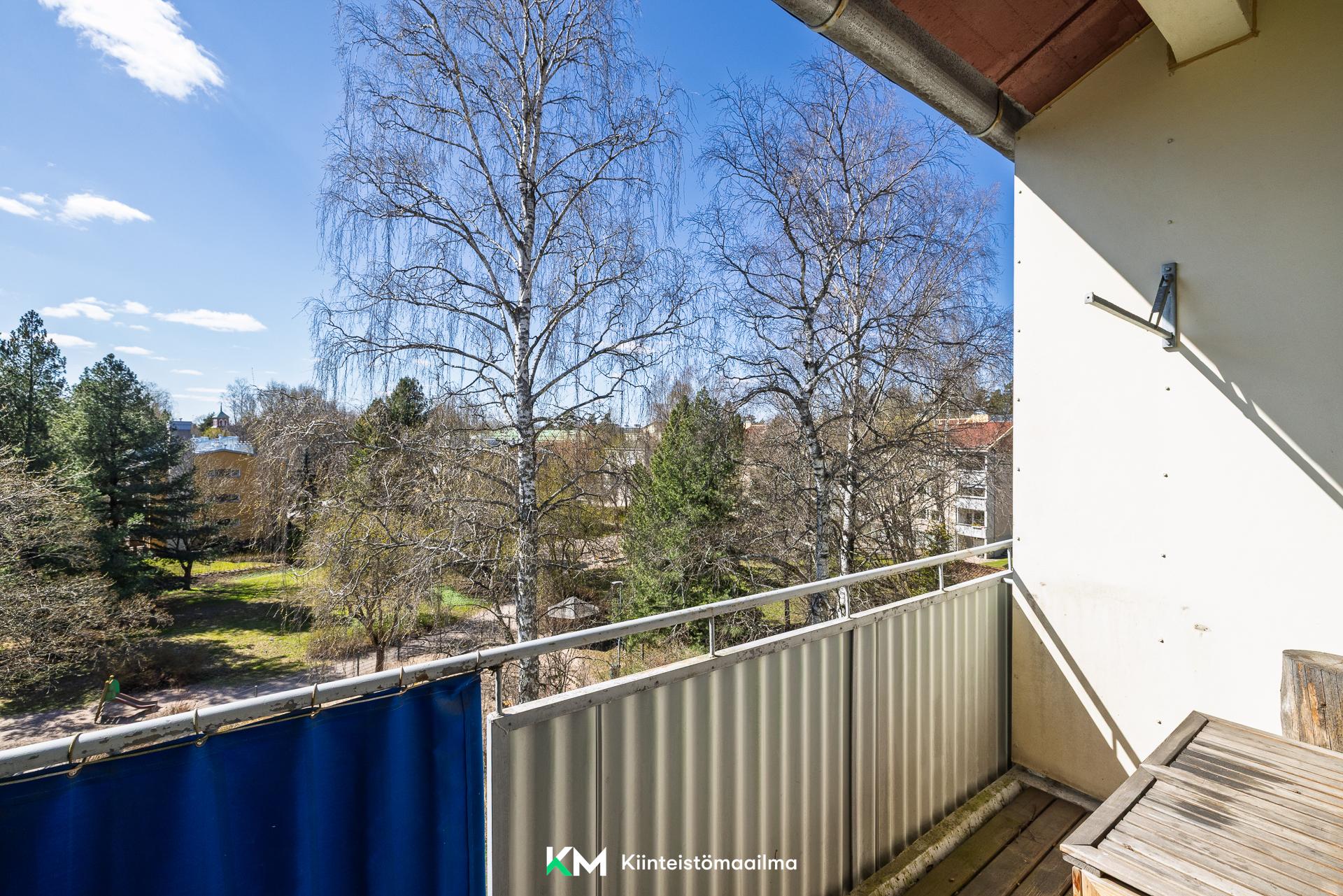 Laajasuontie 10, Etelä-Haaga, Helsinki