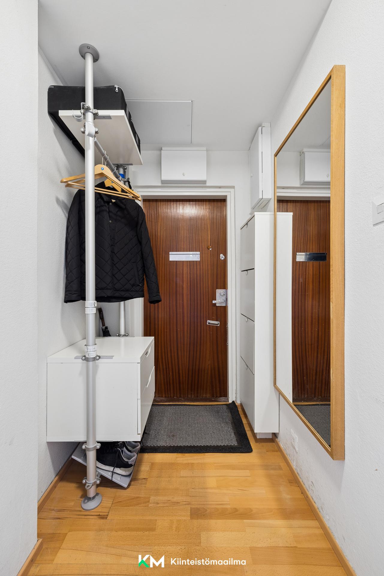 Laajasuontie 10, Etelä-Haaga, Helsinki