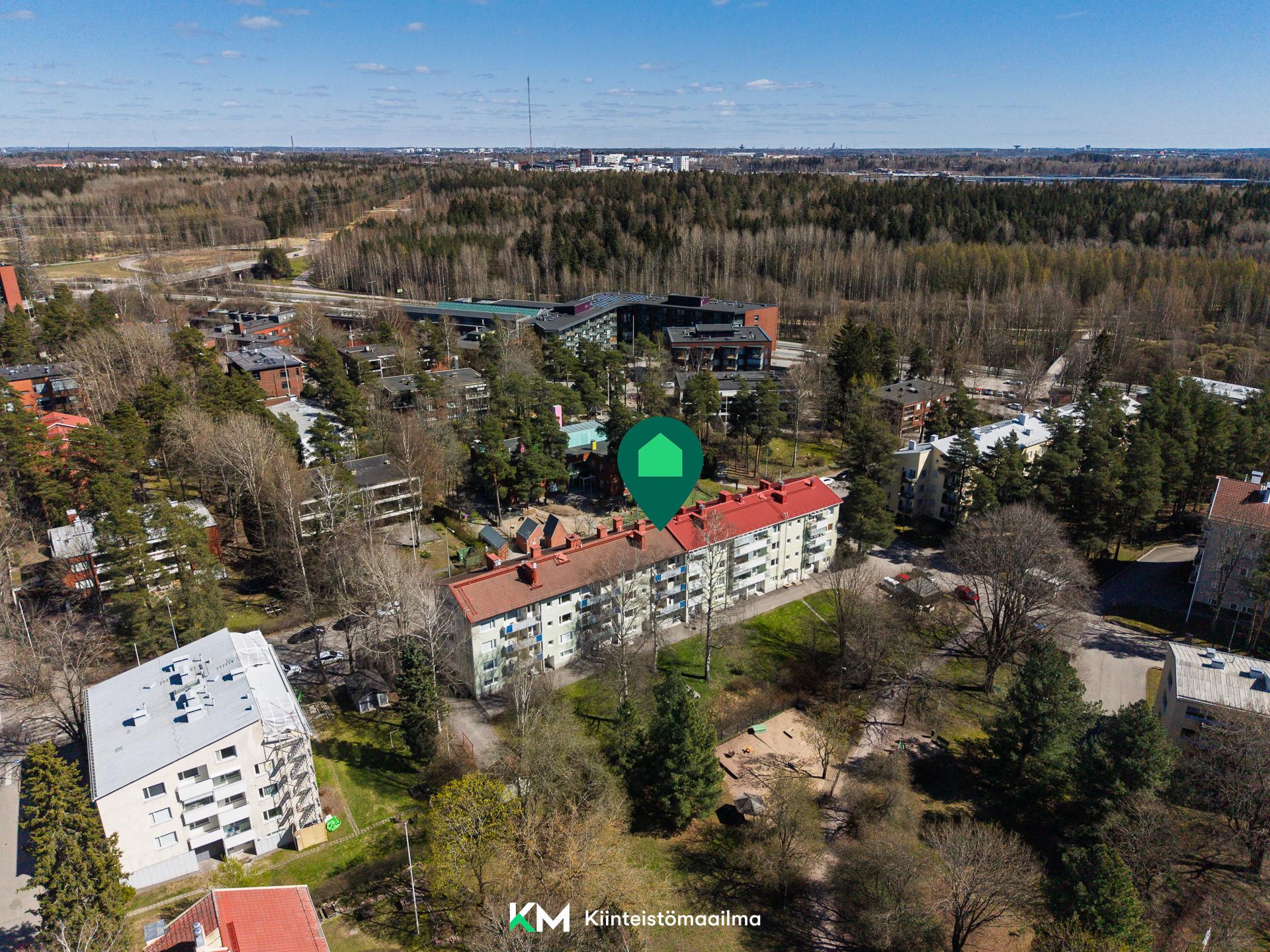 Laajasuontie 10, Etelä-Haaga, Helsinki