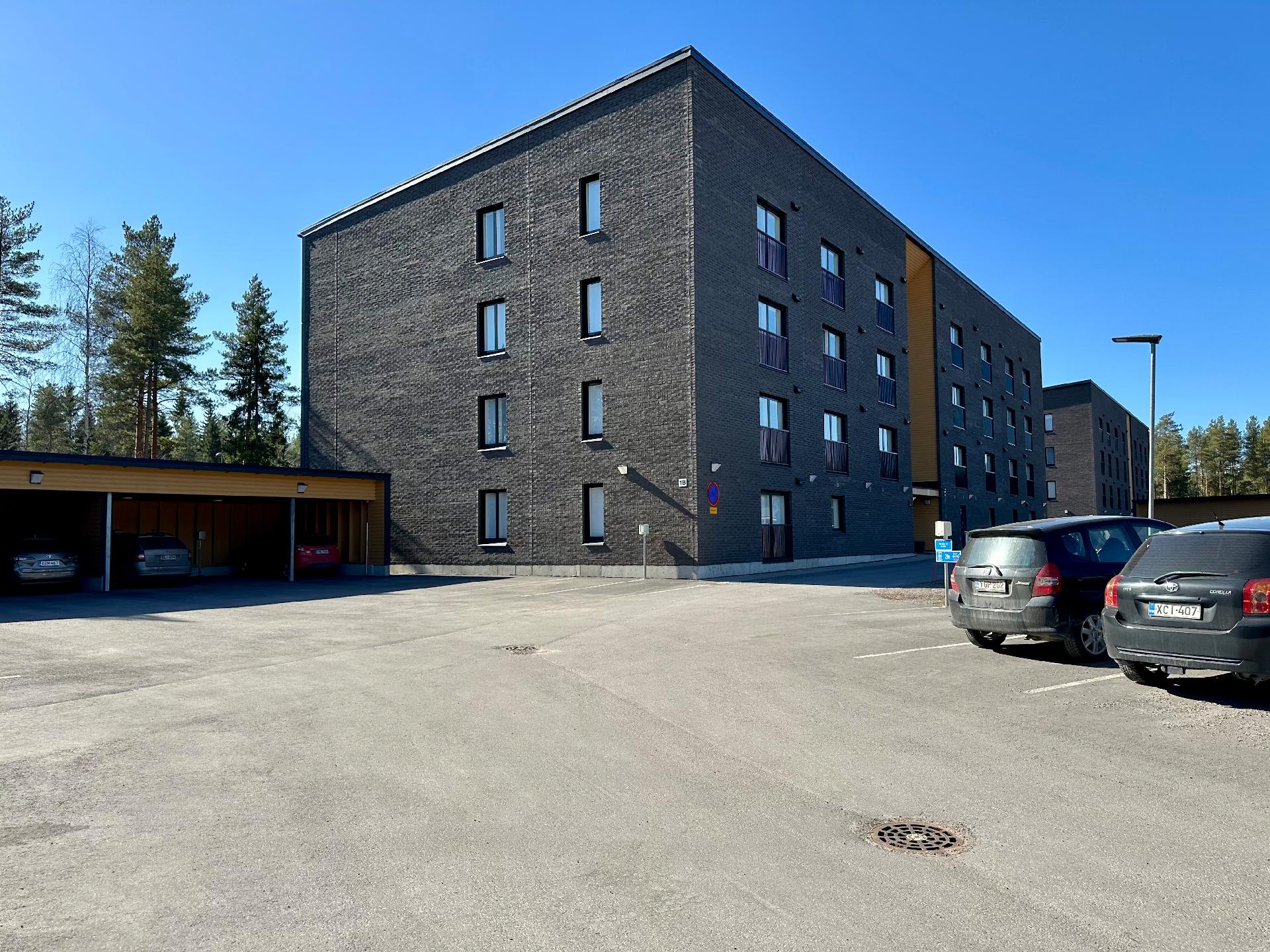 Muuripadantie 1, Kiulukangas, Oulu