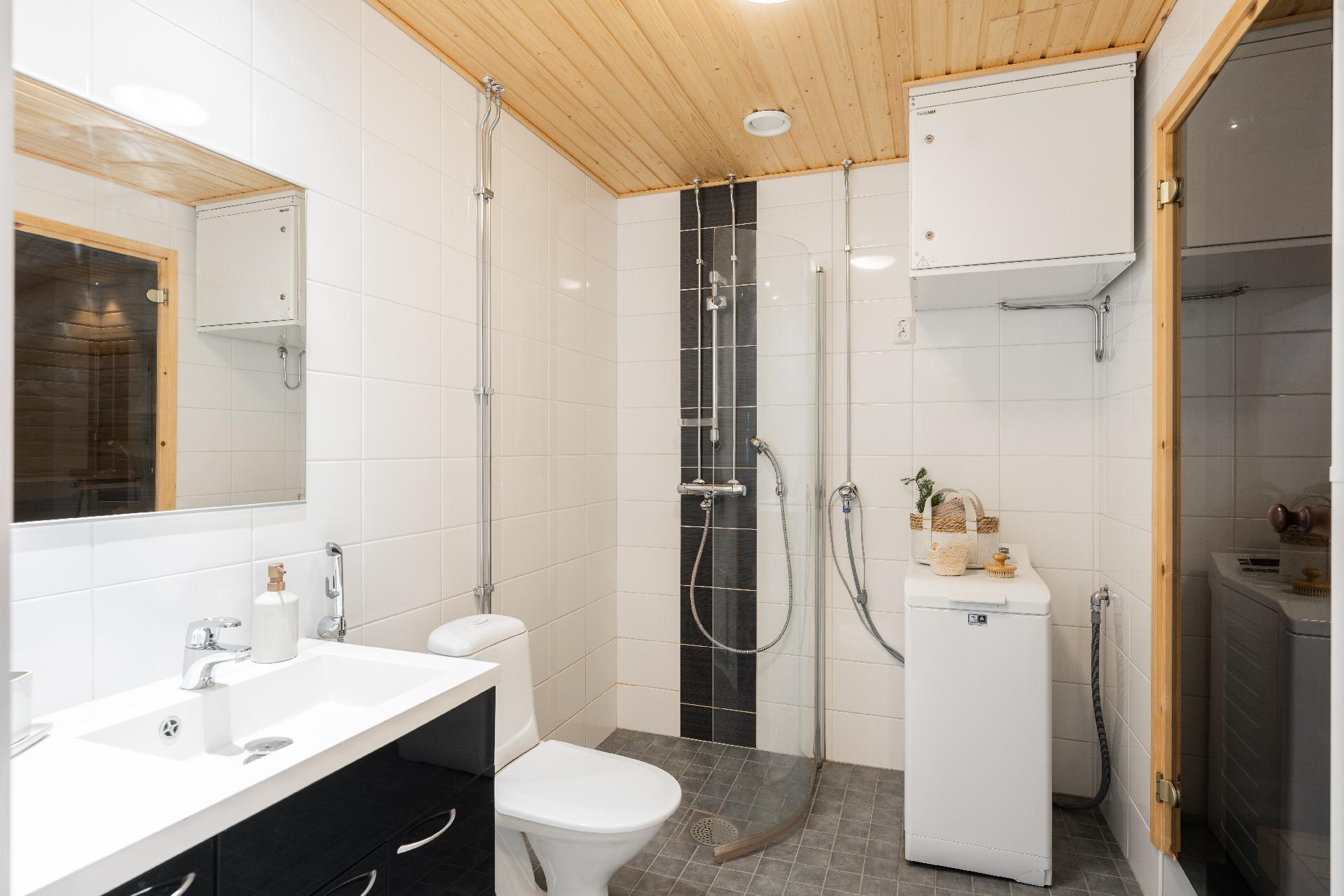 Kapellimestarinkatu 5, Taka-Lyötty, Oulu