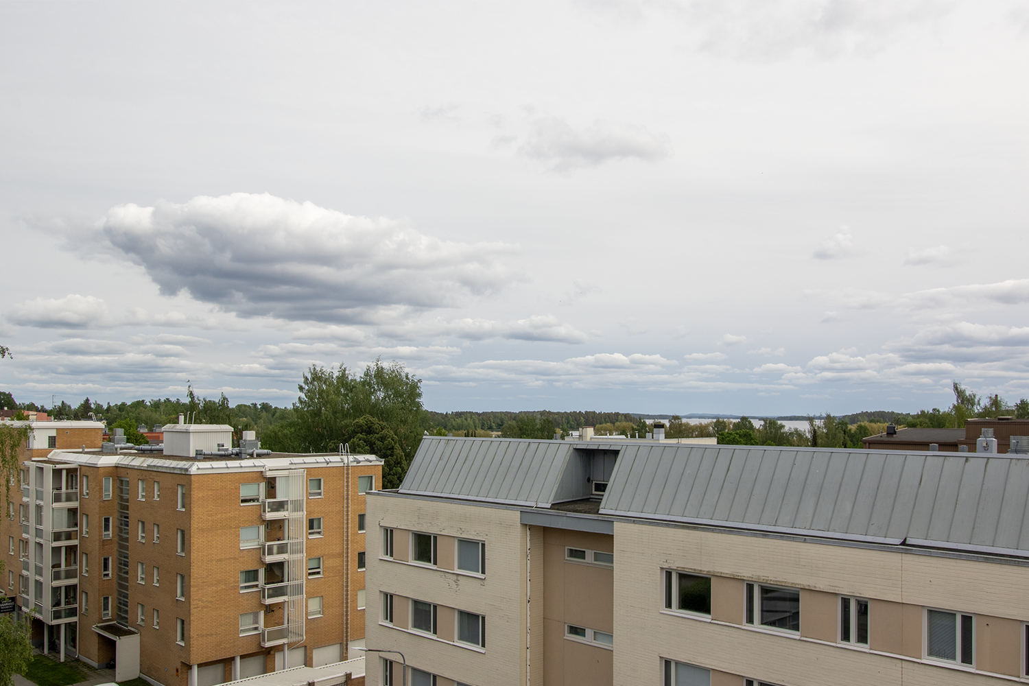 Näkymä parvekkeelta.