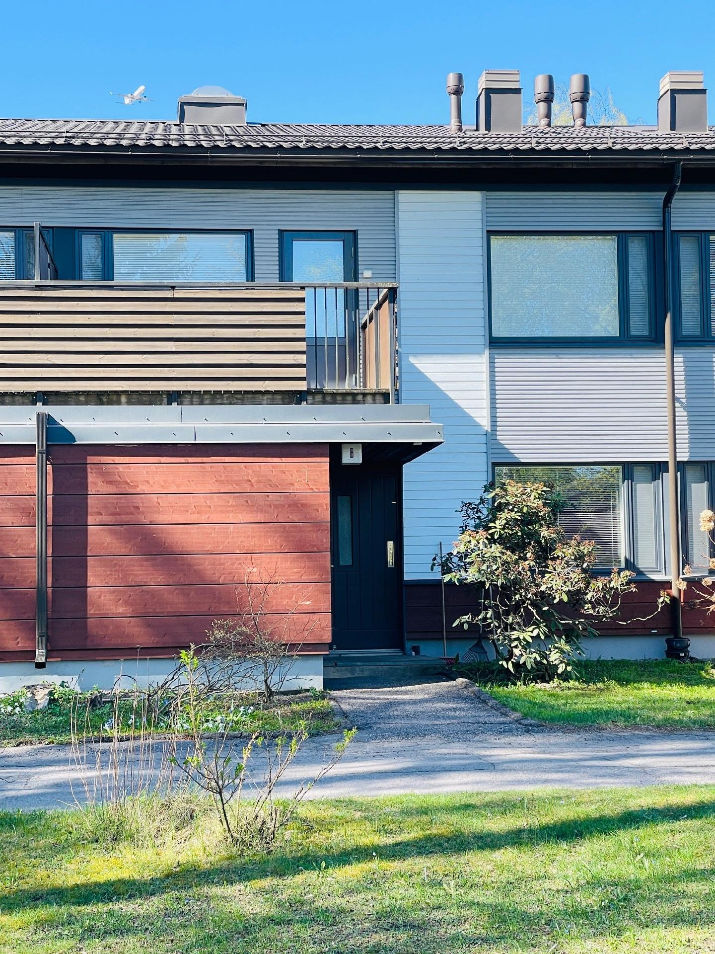 Laajakorvenkuja 4, Martinlaakso, Vantaa