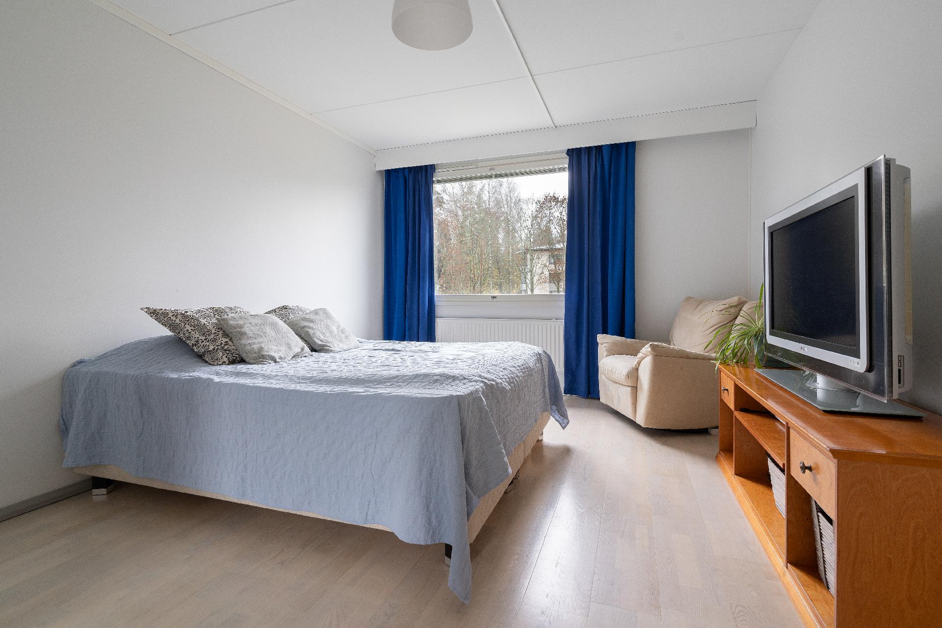 Laajakorvenkuja 4, Martinlaakso, Vantaa