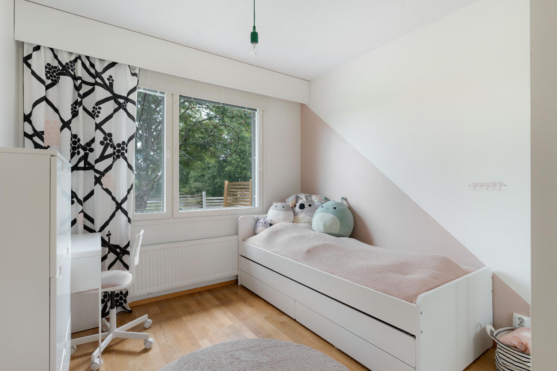 Rauhalankaari 24, Kivistö, Vantaa