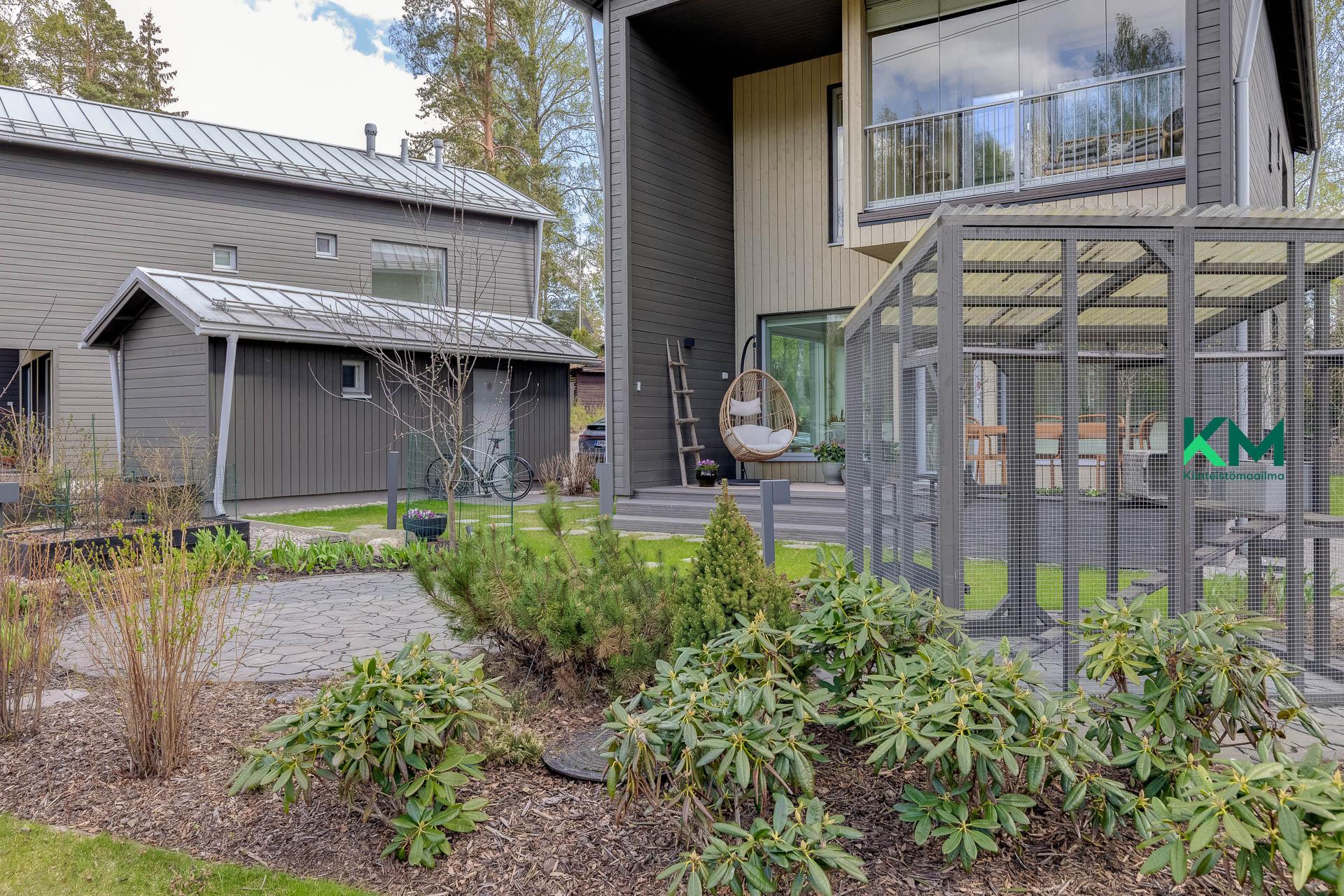 Hakunintie 16, Kaarela, Helsinki