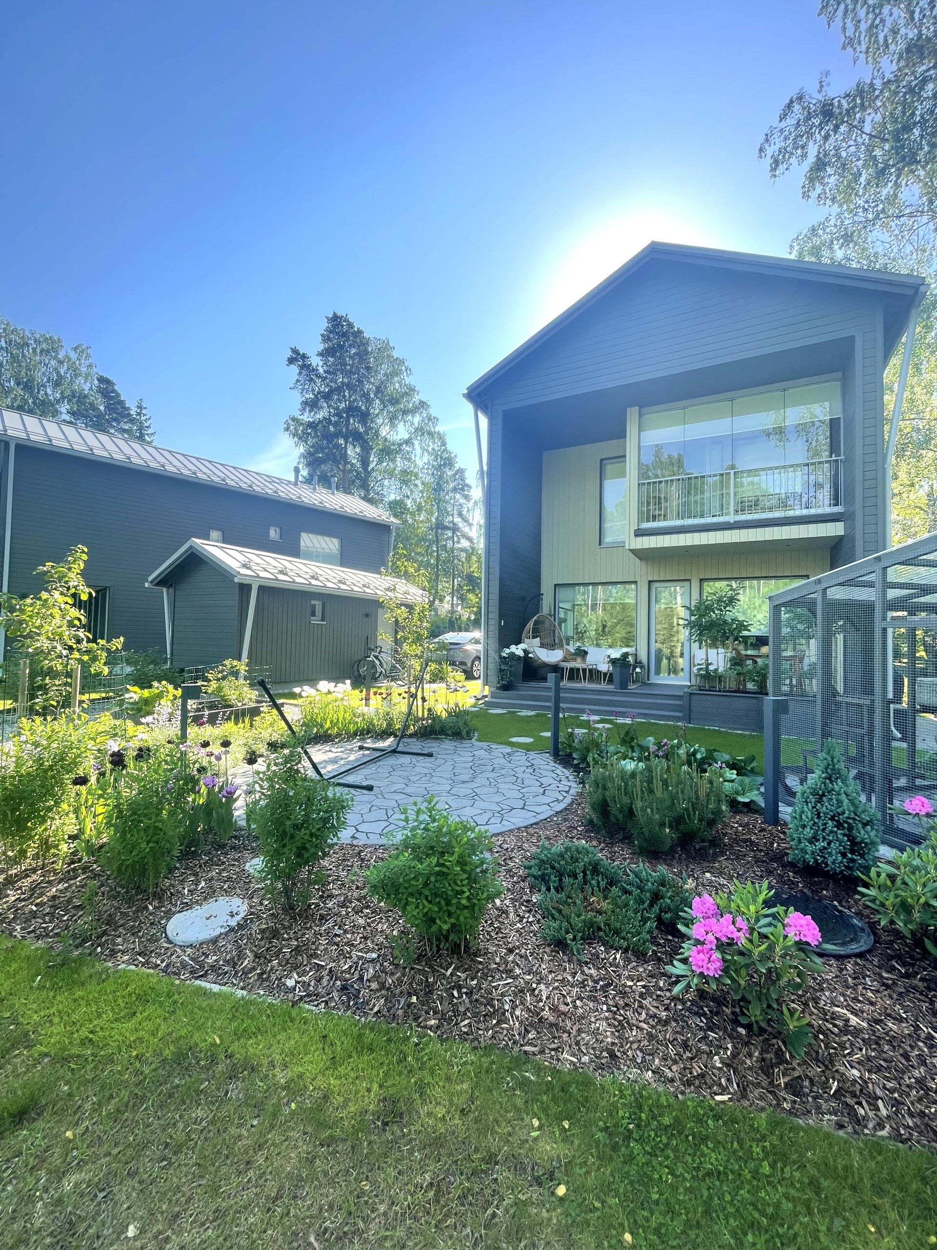 Hakunintie 16, Hakuninmaa, Helsinki