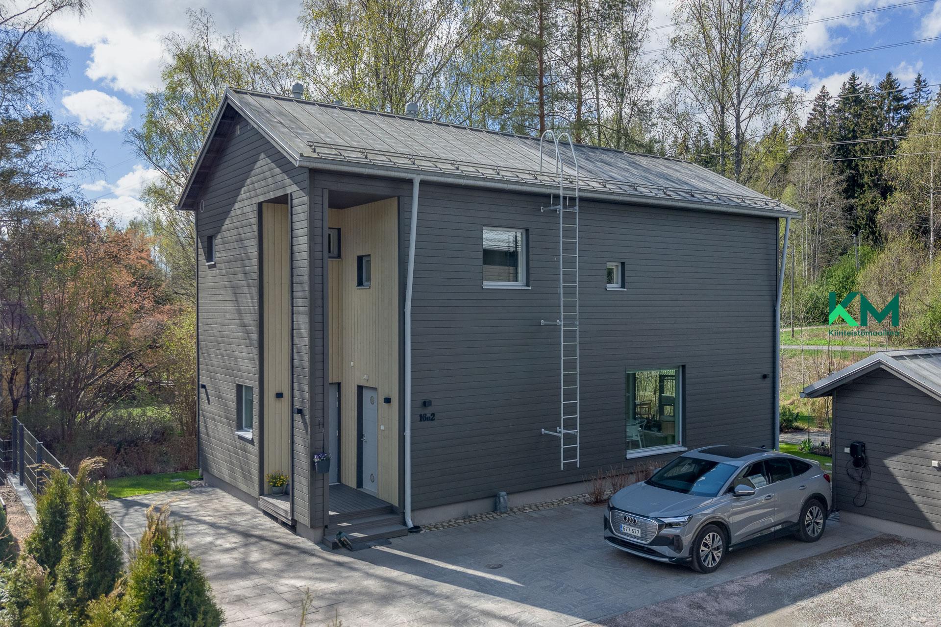 Hakunintie 16, Kaarela, Helsinki