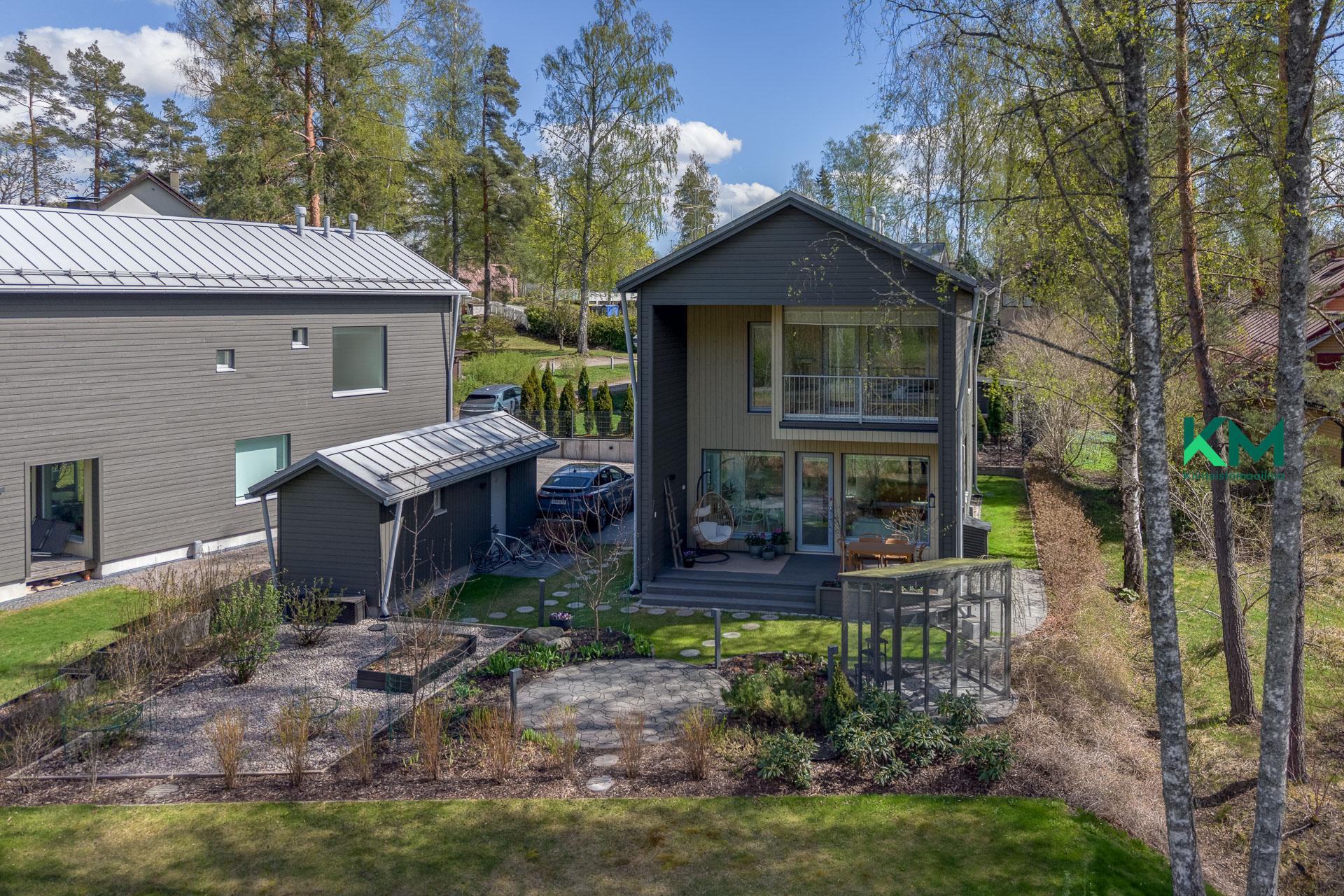 Hakunintie 16, Kaarela, Helsinki