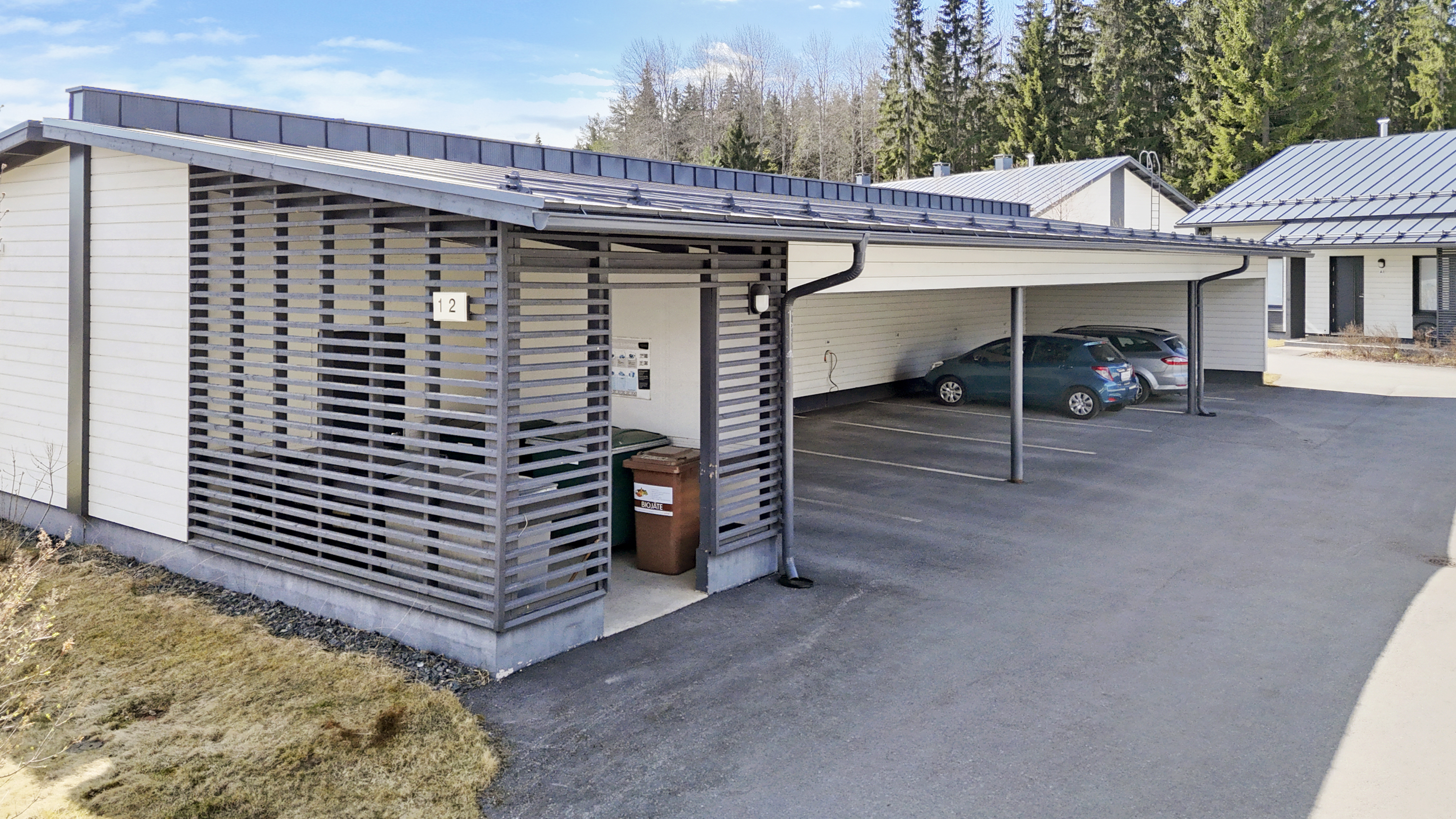 Mesikämmenentie 12, Karhunmäki, Joensuu