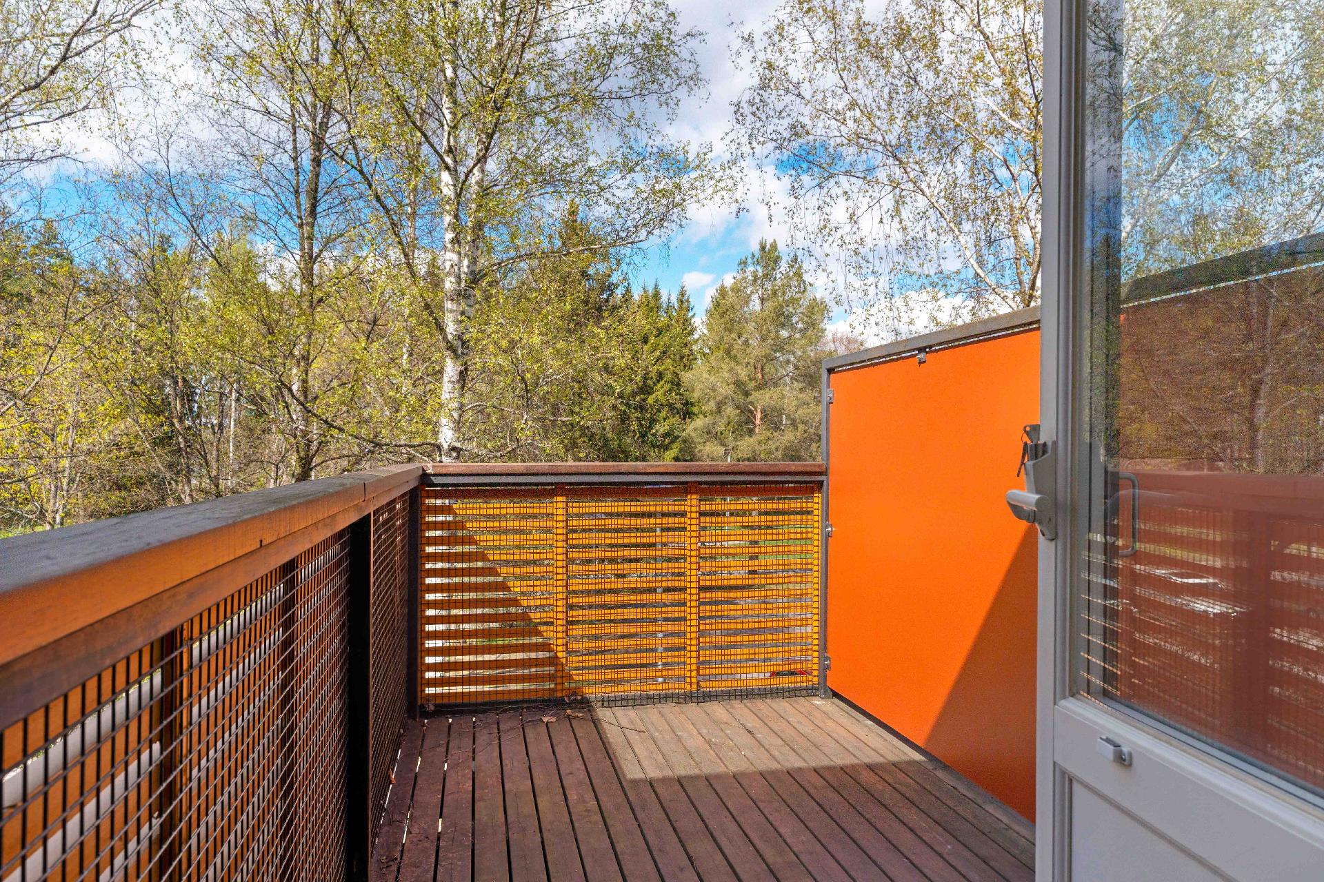 Laajakorvenkuja 2, Martinlaakso, Vantaa