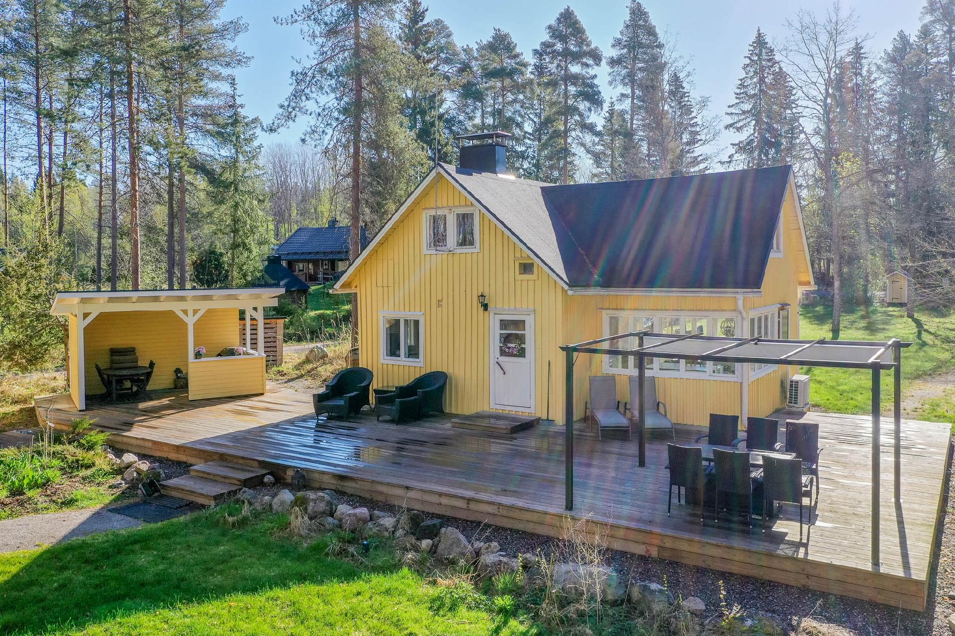 Mustankorventie 87, Nummela, Vihti