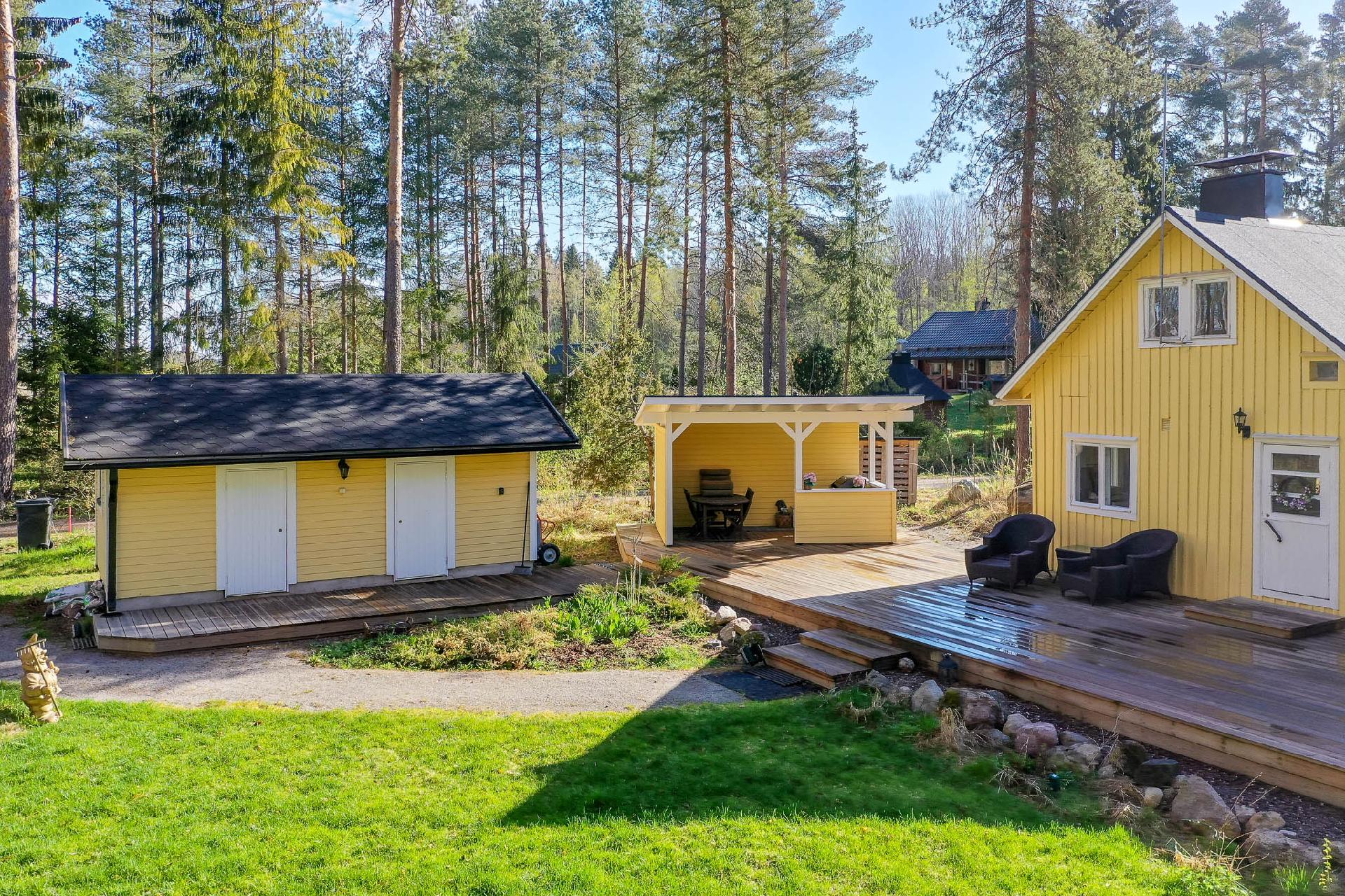 Mustankorventie 87, Nummela, Vihti