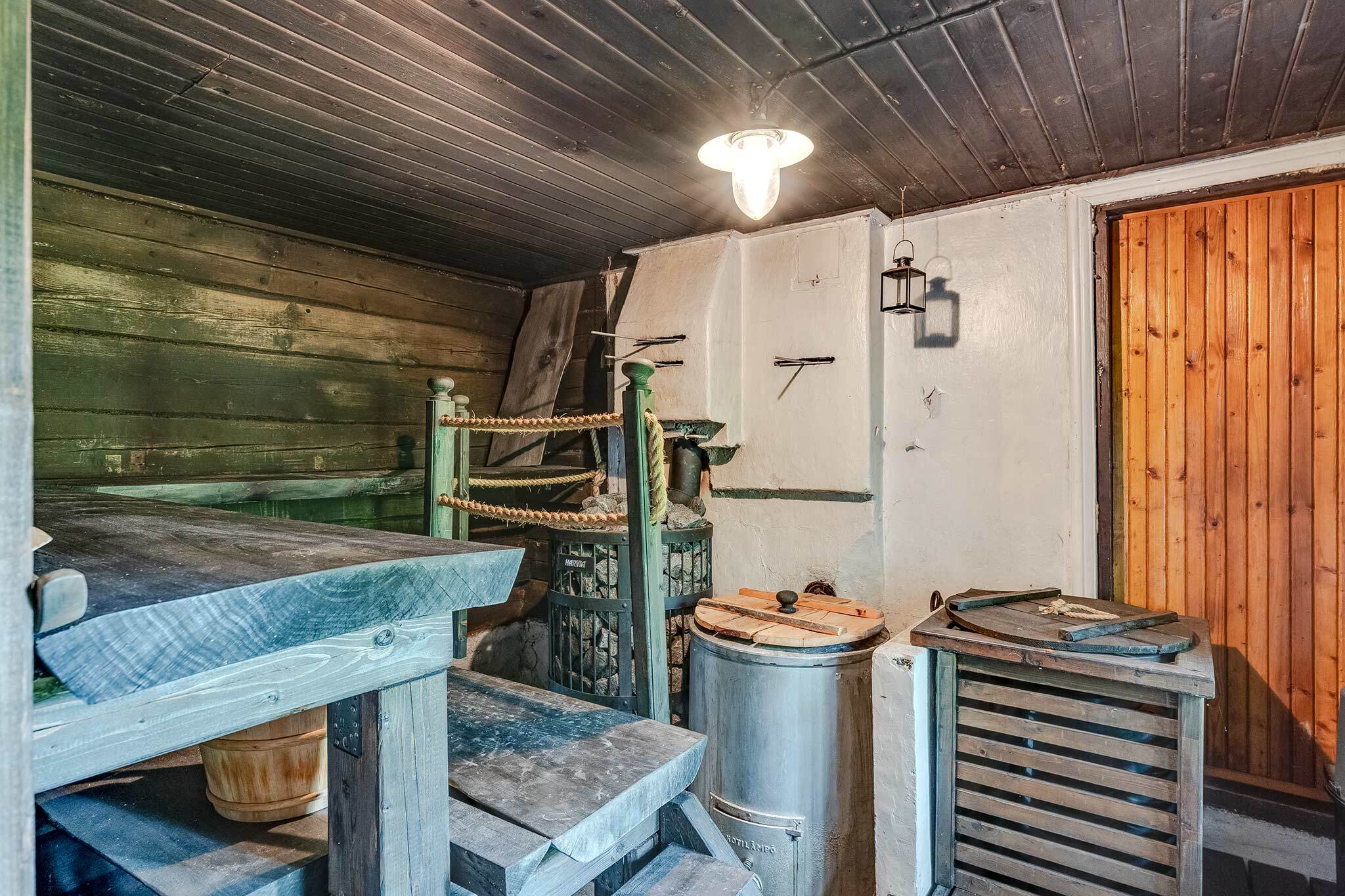 Pitkäkallionkatu 8, Holvasti, Tampere