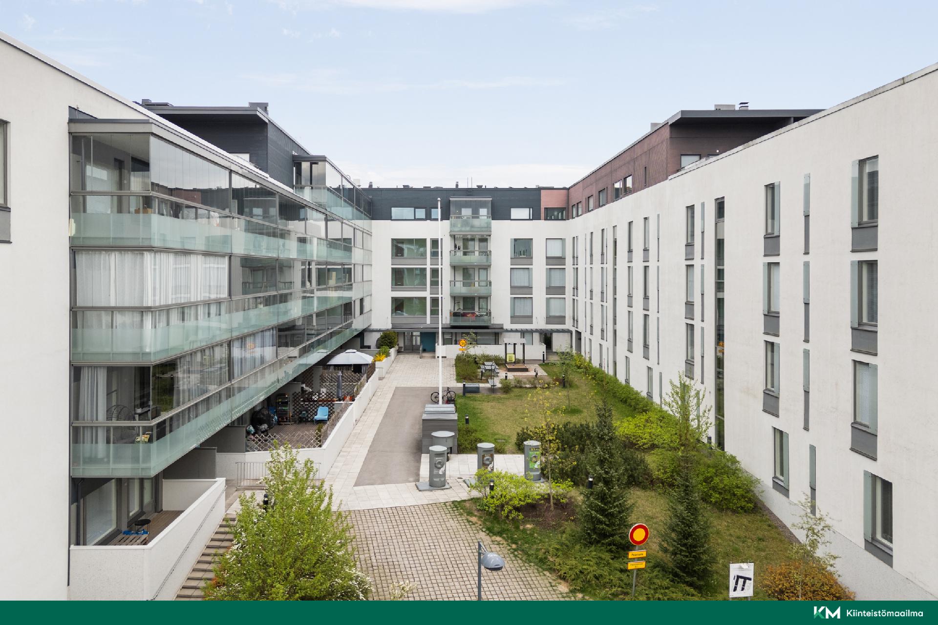 Suurpellon puistokatu 8, Suurpelto, Espoo