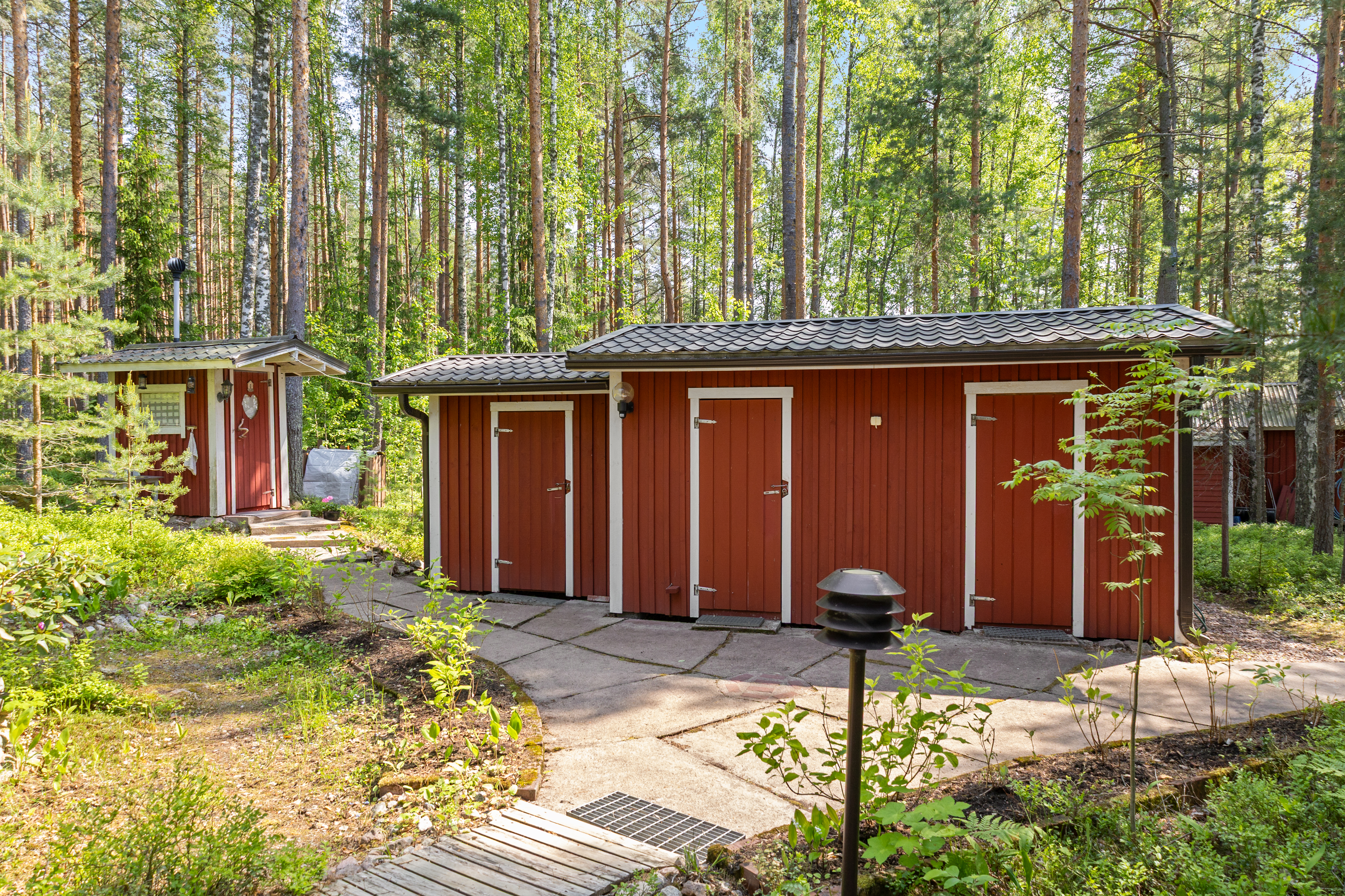 Varastorakennus