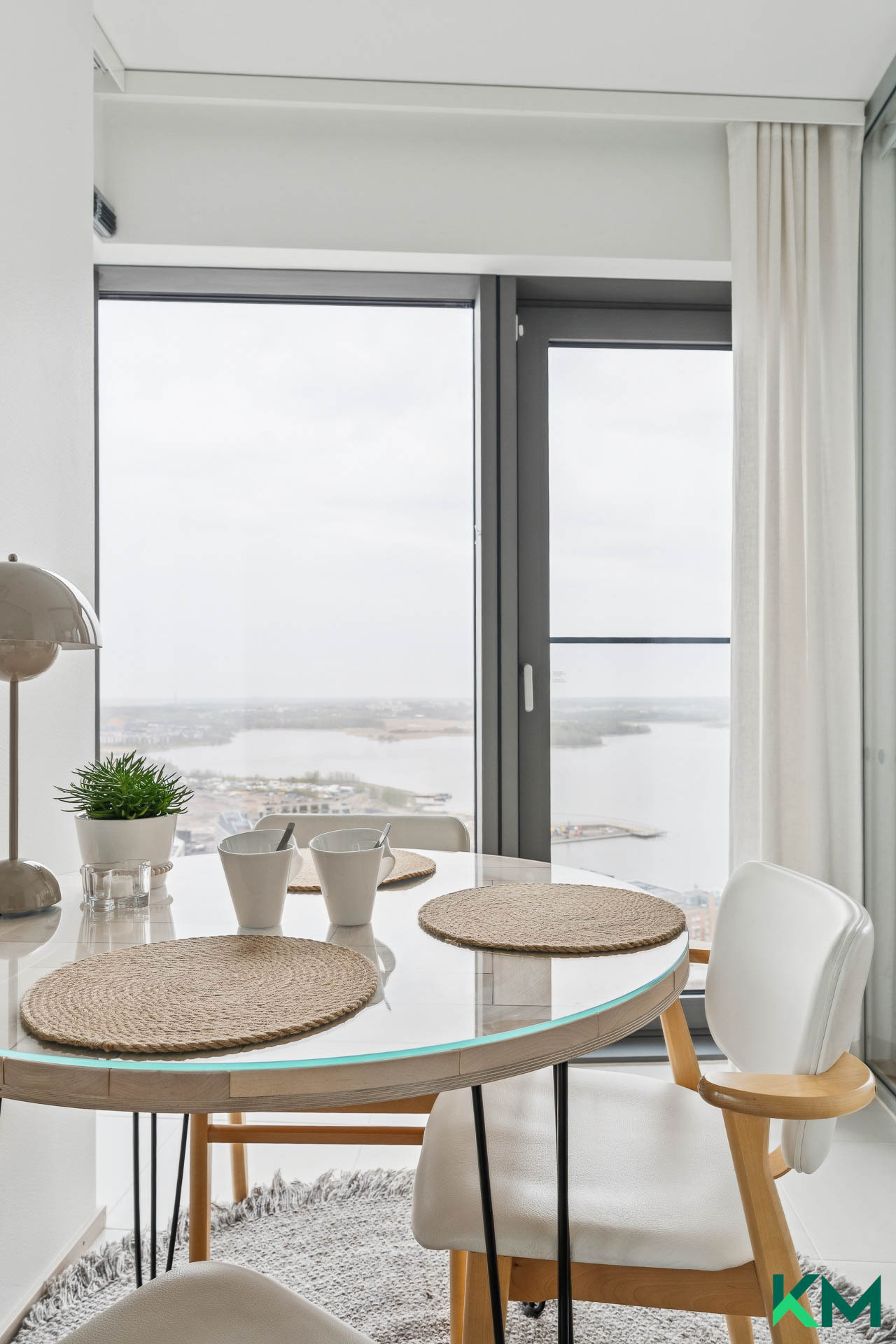 Englantilaisaukio 10, Kalasatama, Helsinki
