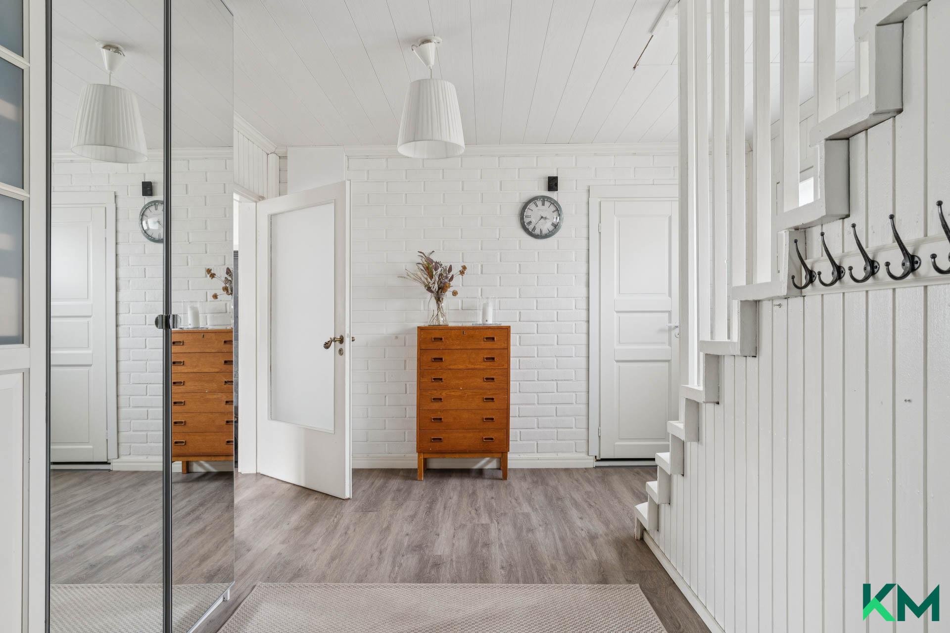 Avara sisääntuloaula