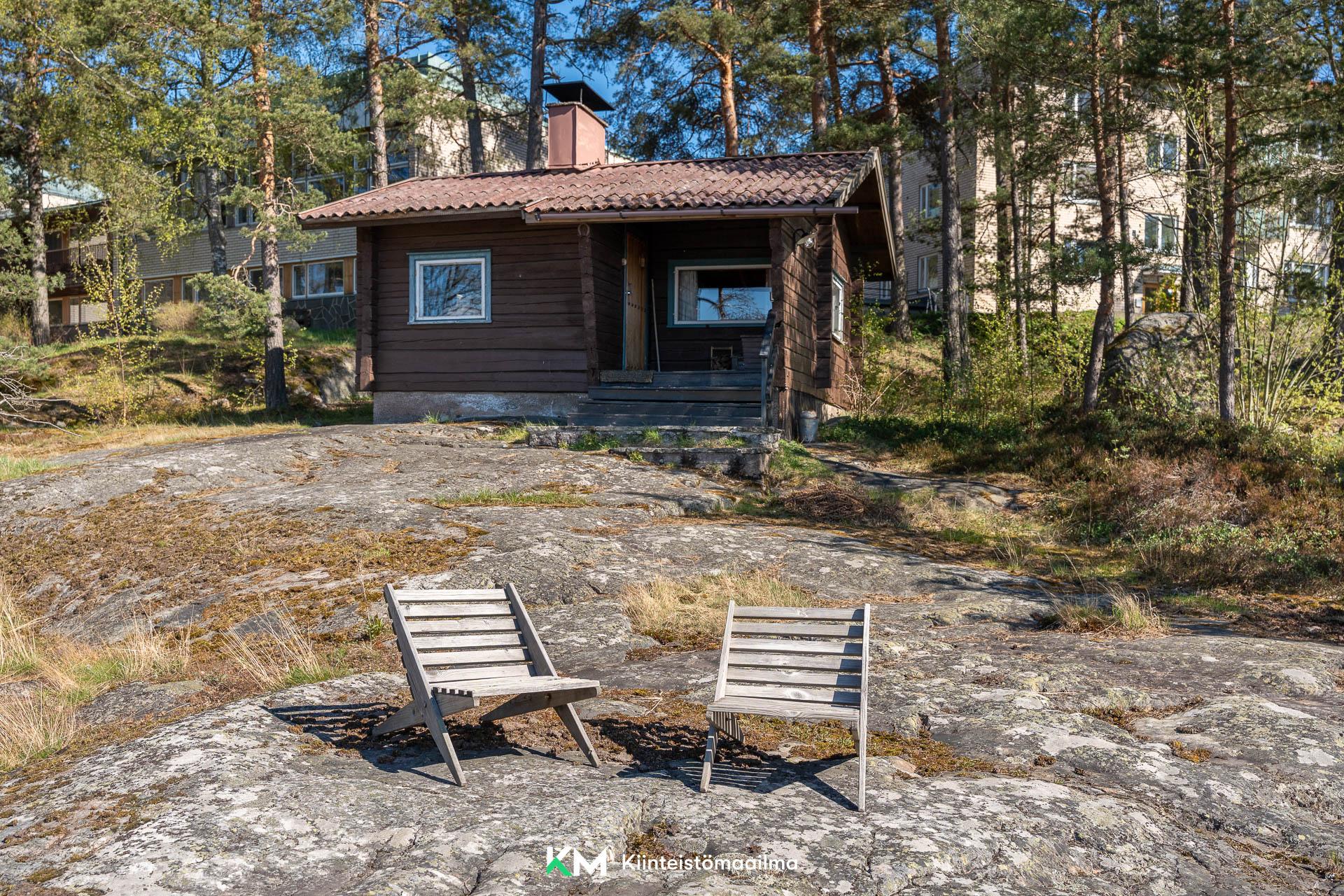 Kallvikinniementie 35b, Kallahti, Helsinki