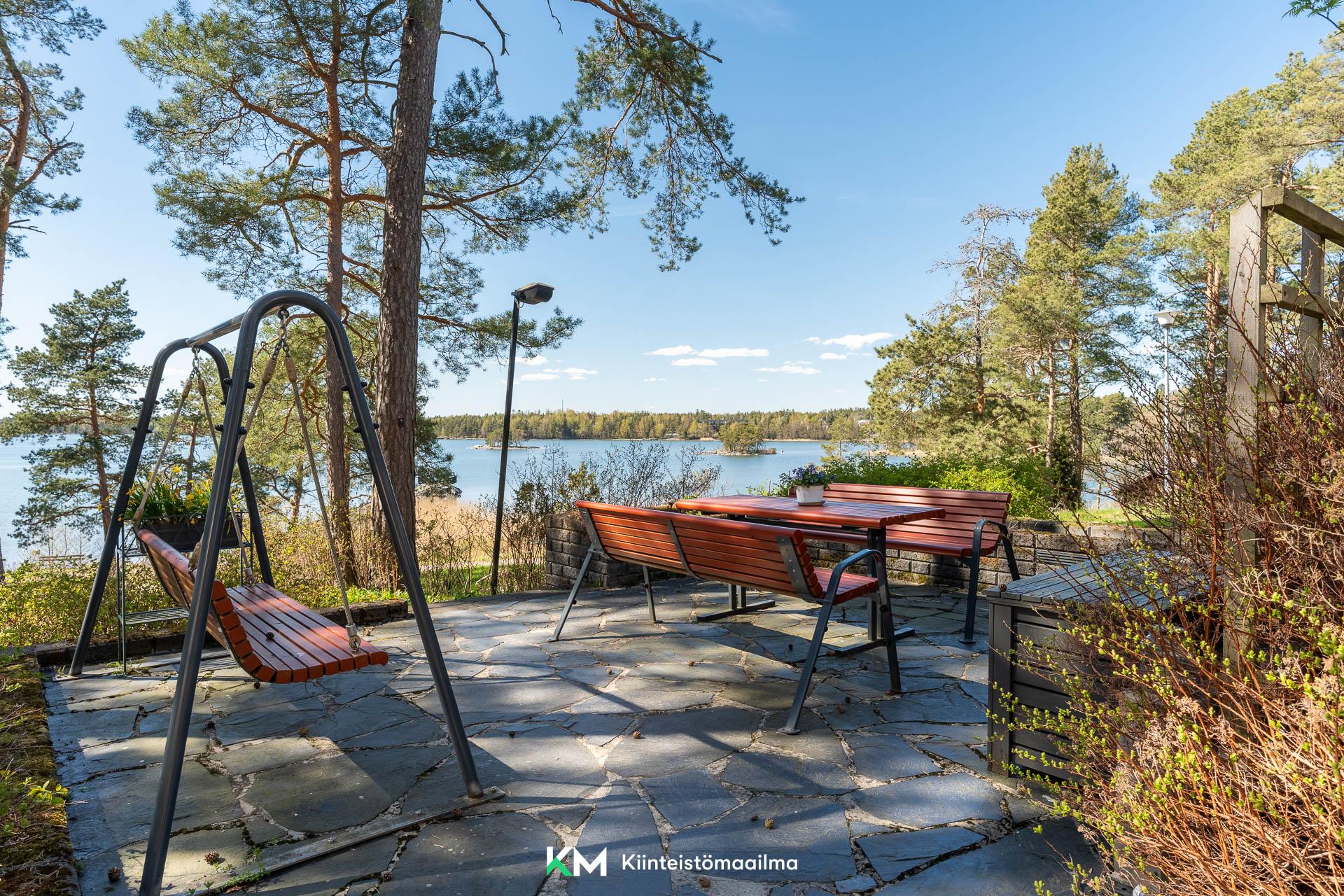 Kallvikinniementie 35b, Kallahti, Helsinki