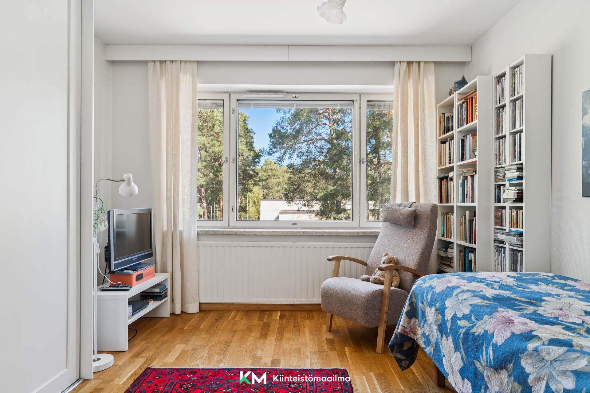 Kallvikinniementie 35b, Kallahti, Helsinki