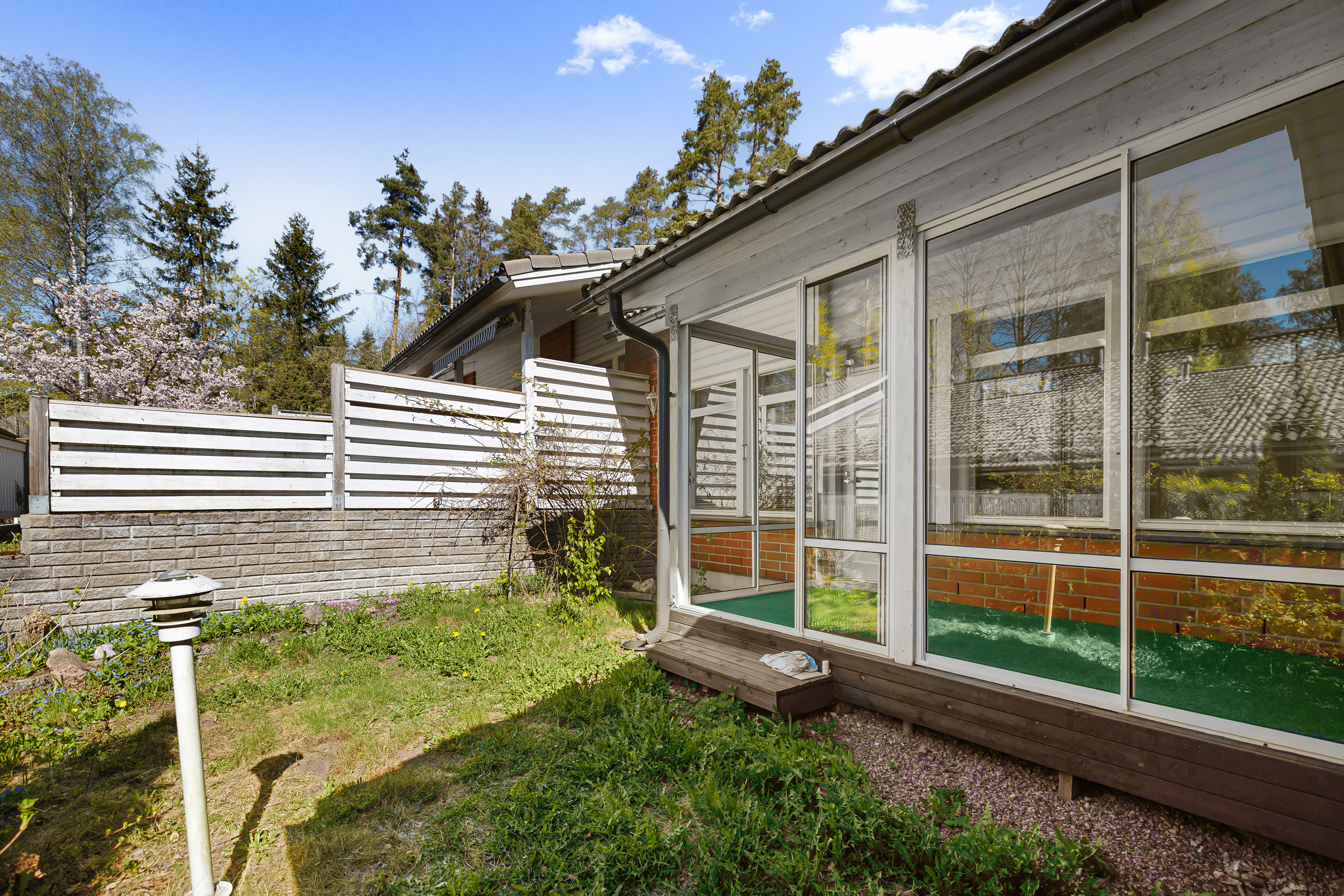 Lasitettu terassi