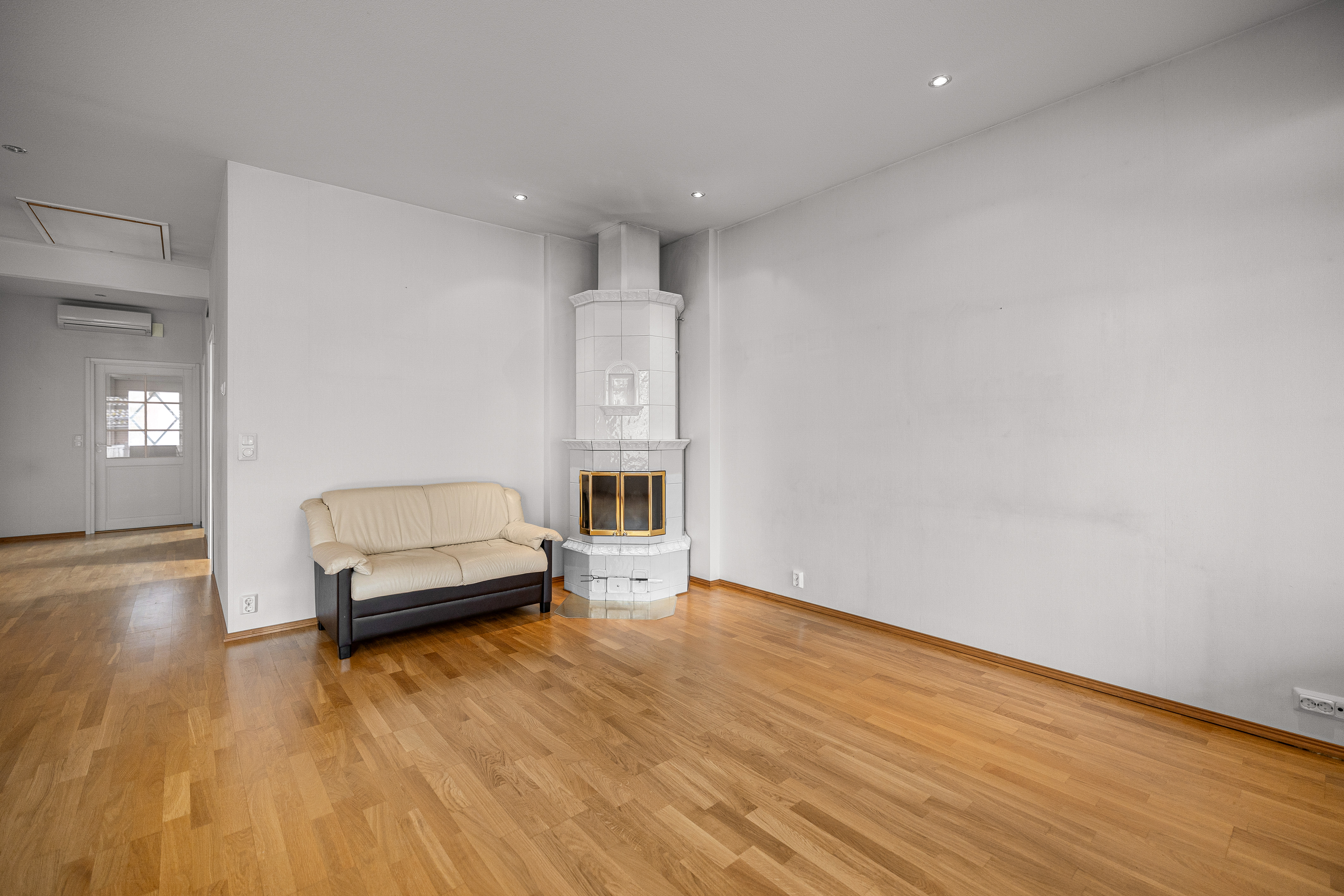 Väinämöisentie 10, Sariolanmäki, Kerava